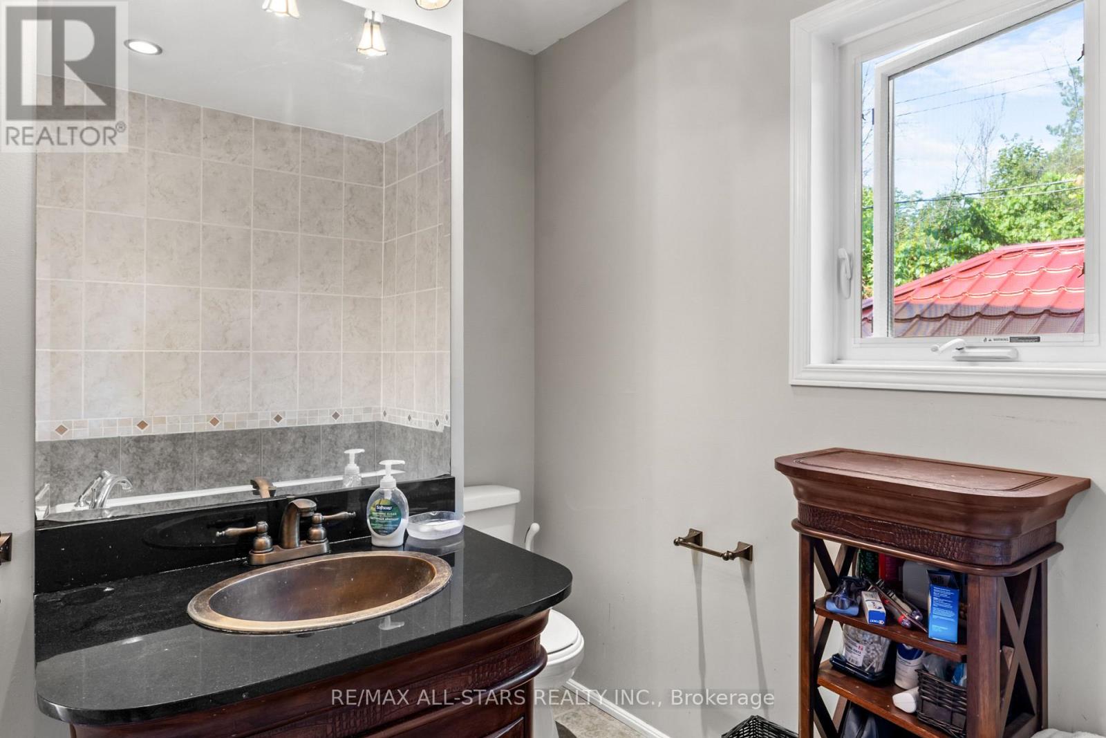 9 Briar Street, Kawartha Lakes, Ontario  K0M 1G0 - Photo 13 - X12323797
