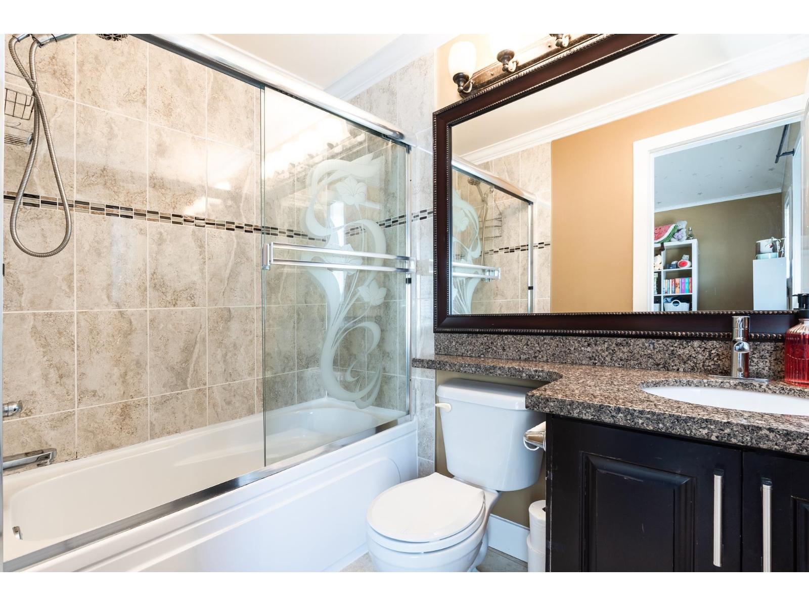 14239 62 Avenue, Surrey, British Columbia  V3X 0B8 - Photo 8 - R3050375