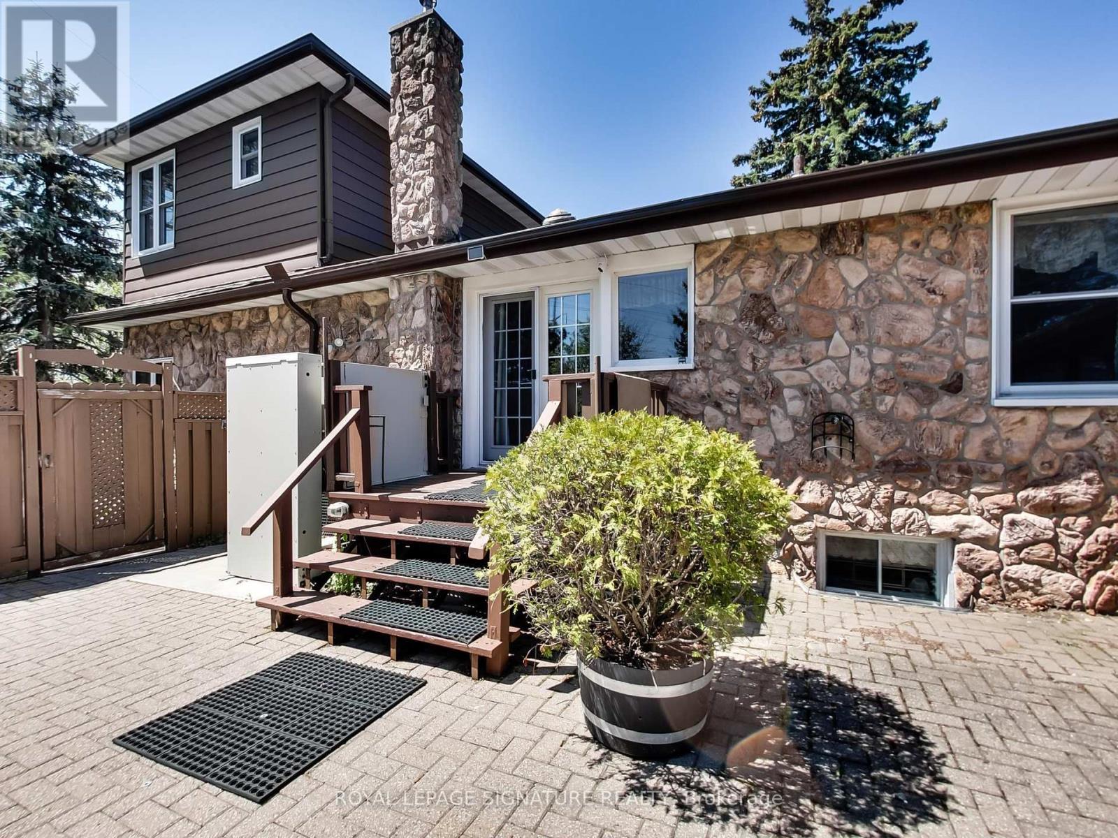 1 Kencliff Crescent, Toronto, Ontario  M1P 4E2 - Photo 36 - E12418192