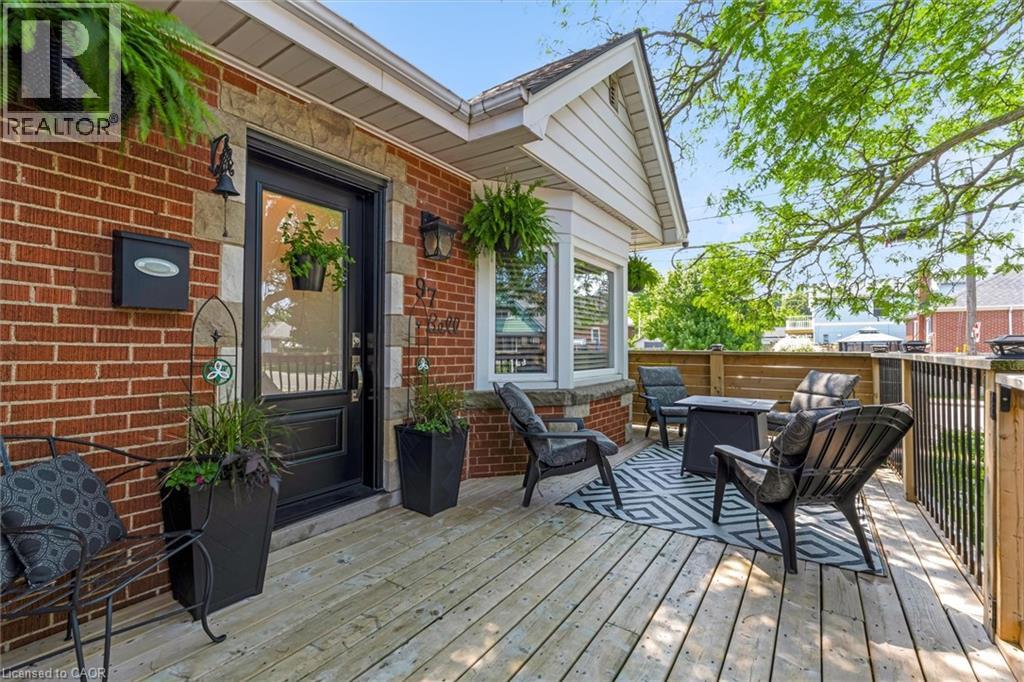 97 Bell Avenue, Hamilton, Ontario  L8K 3E2 - Photo 3 - 40771567