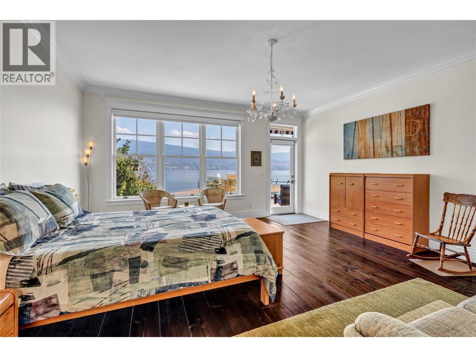 4217 WILLIAMS Avenue Summerland Photo 13