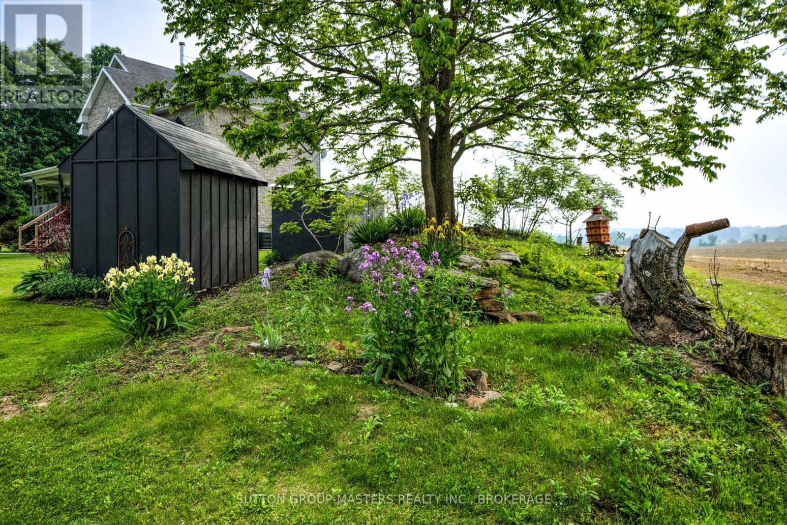 302 Greens Road, Leeds And The Thousand Islands, Ontario  K0H 2N0 - Photo 3 - X12418370