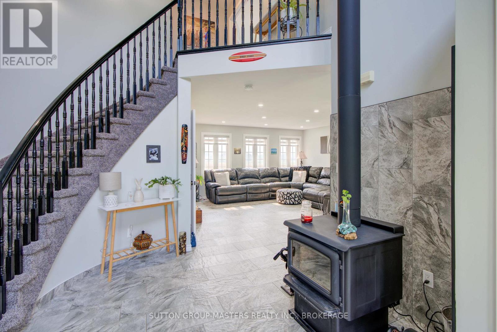 302 Greens Road, Leeds And The Thousand Islands, Ontario  K0H 2N0 - Photo 43 - X12418370