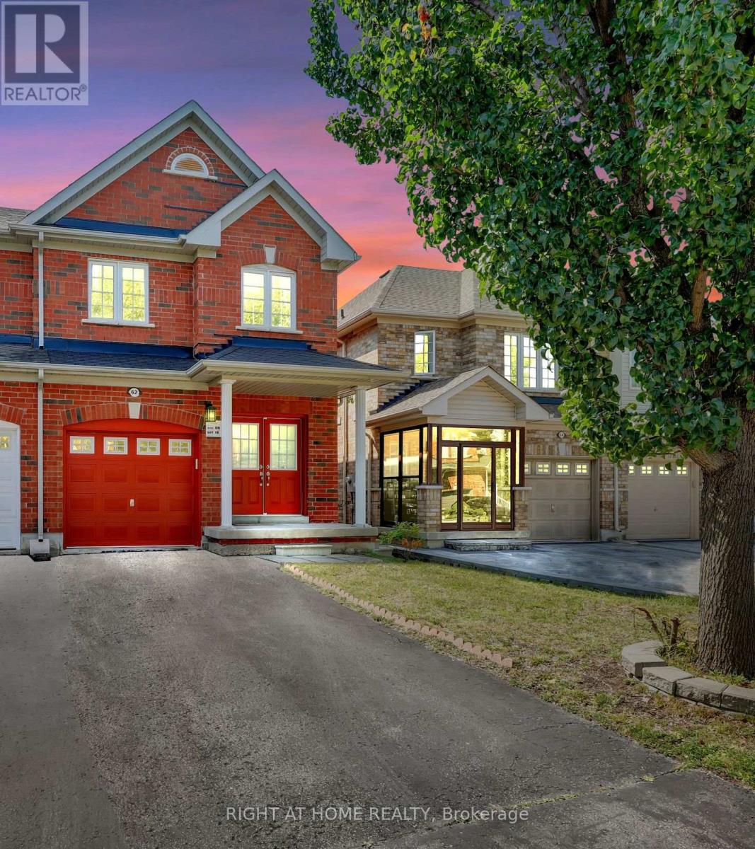 62 Martini Drive, Richmond Hill, Ontario  L4S 2T7 - Photo 3 - N12418179