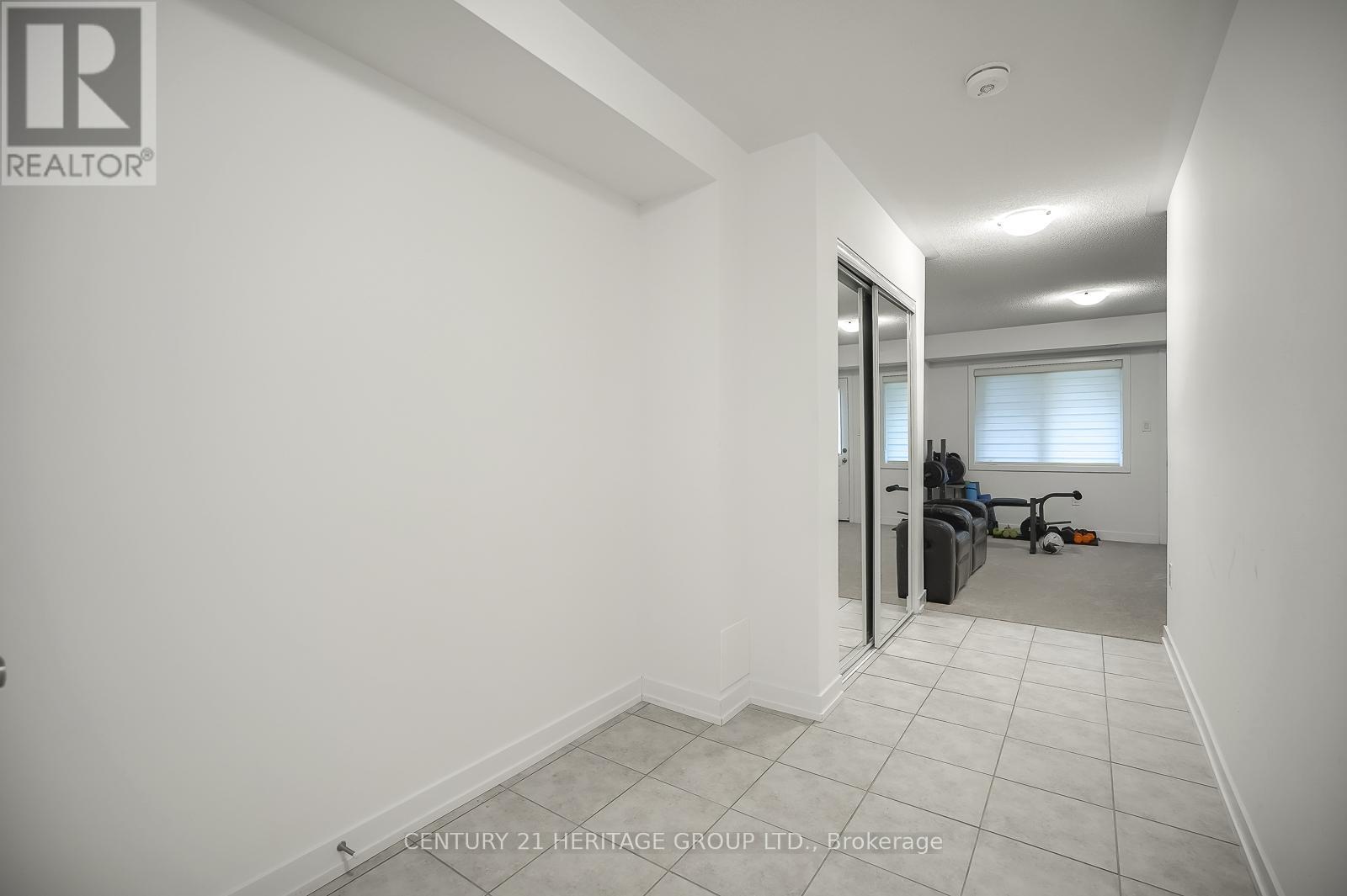 125 Lyall Stokes Circle, East Gwillimbury, Ontario  L0G 1M0 - Photo 30 - N12418233