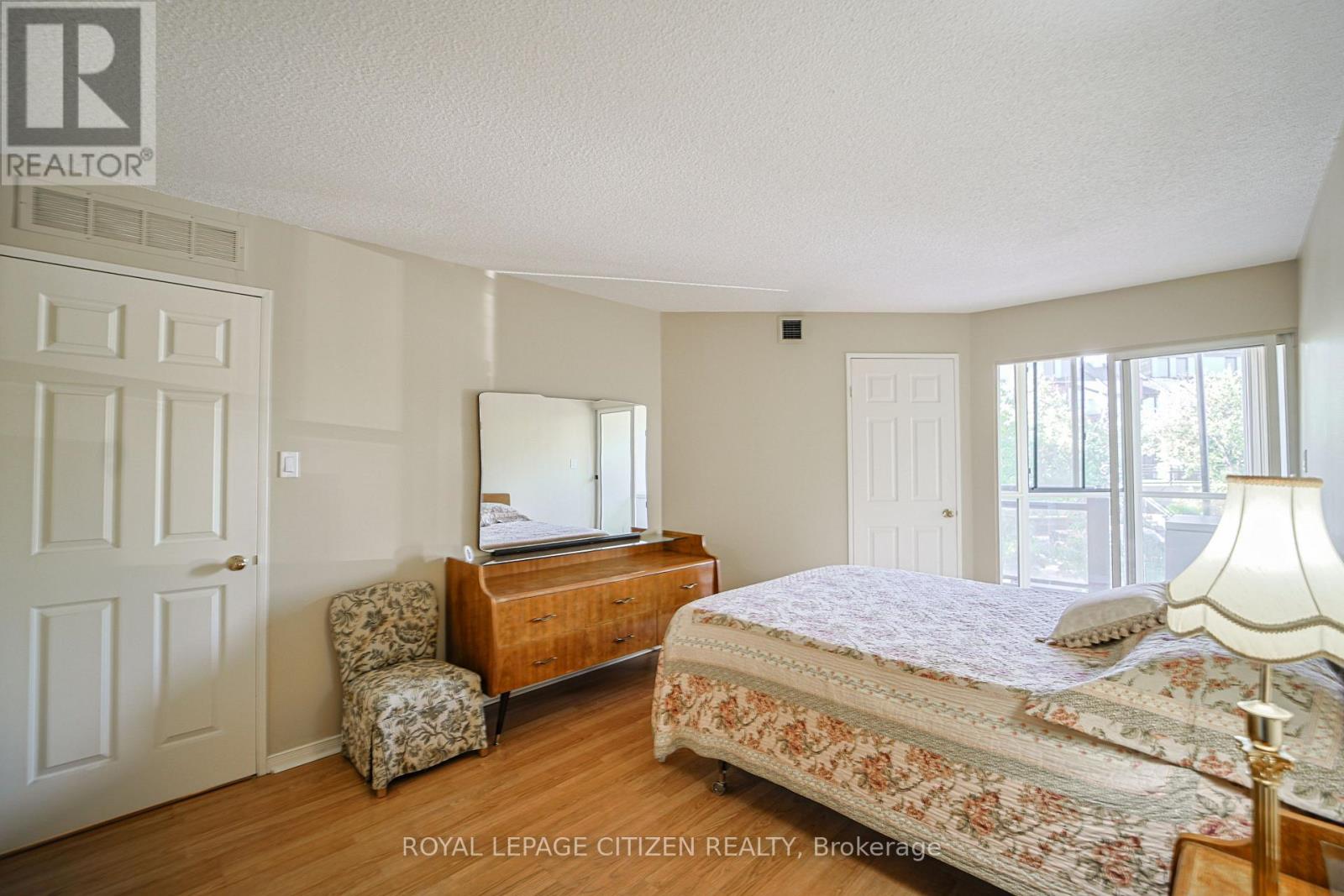 217 - 100 Arbors Lane, Vaughan, Ontario  L4L 7G4 - Photo 17 - N12418281