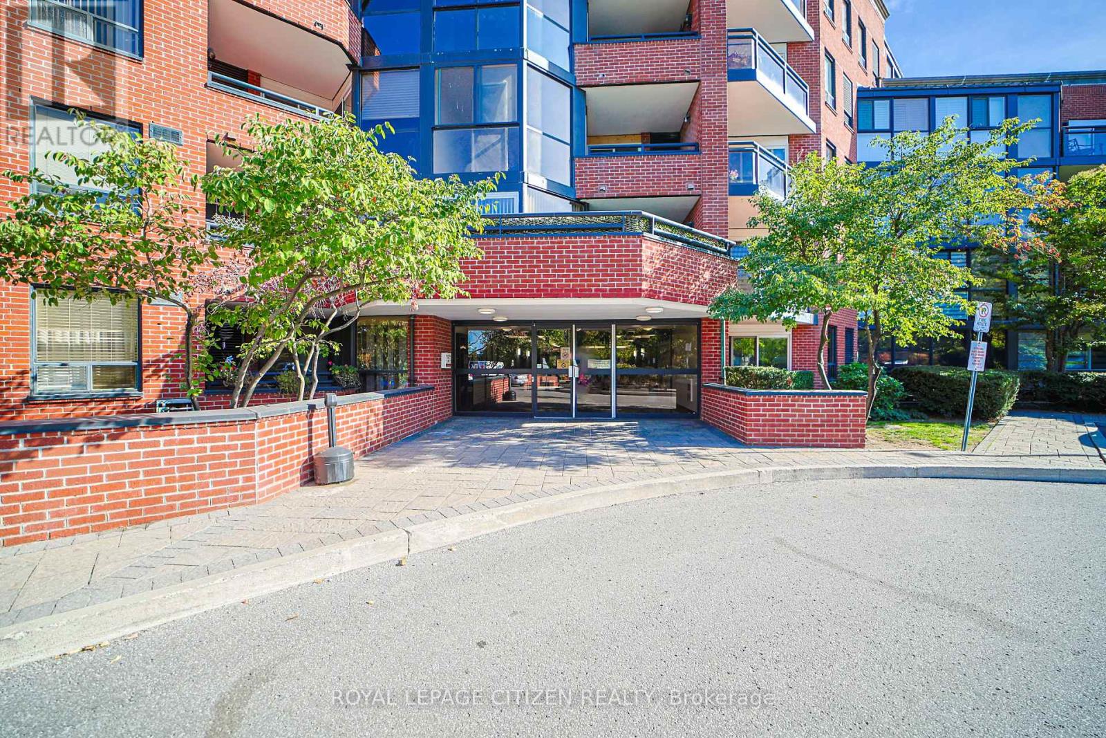 217 - 100 Arbors Lane, Vaughan, Ontario  L4L 7G4 - Photo 3 - N12418281