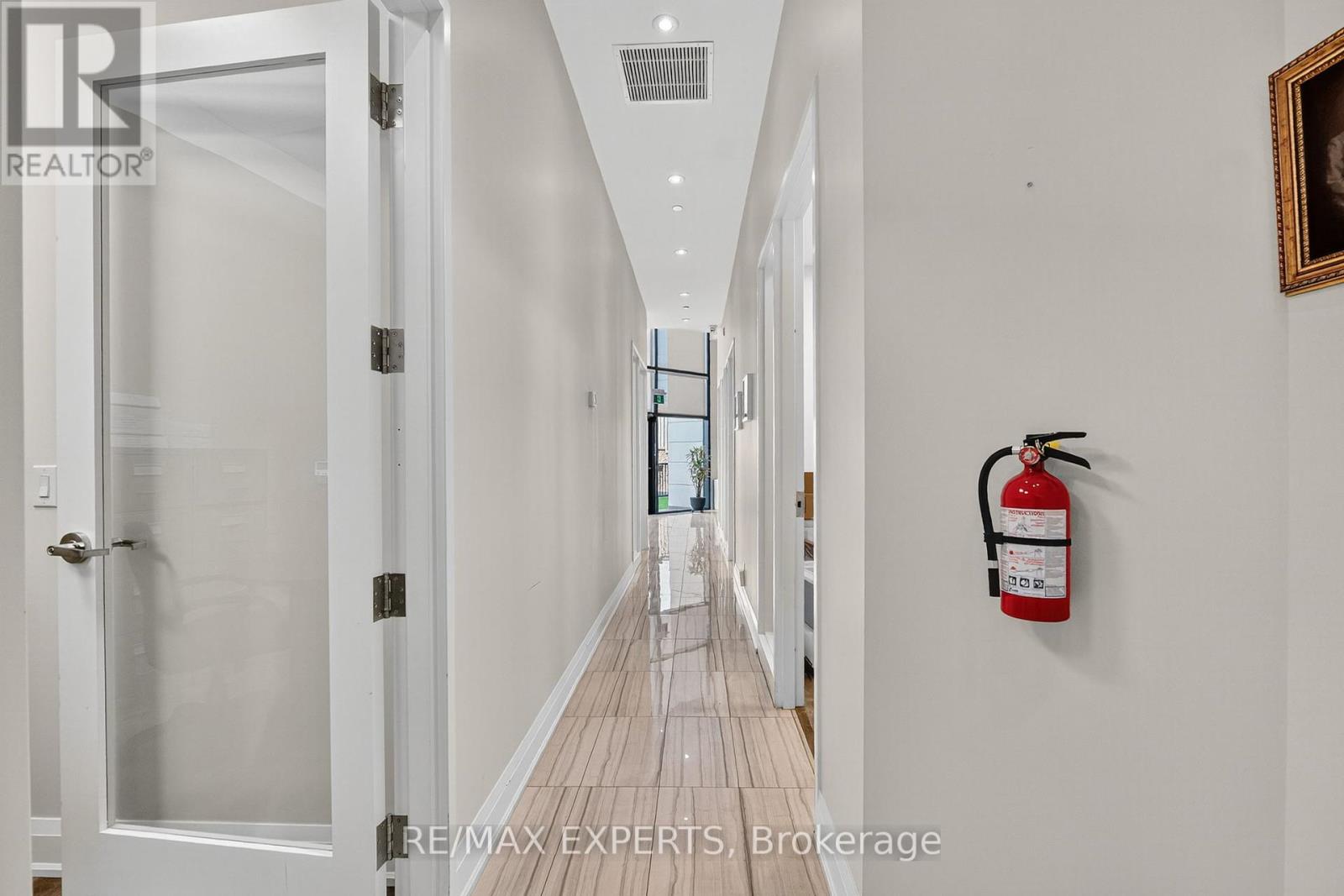 6 - 12 Woodstream Boulevard, Vaughan, Ontario  L4L 8C3 - Photo 22 - N12418284