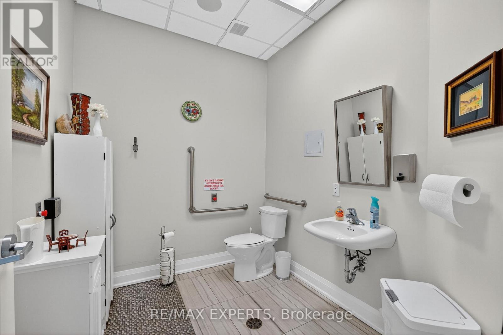 6 - 12 Woodstream Boulevard, Vaughan, Ontario  L4L 8C3 - Photo 26 - N12418284