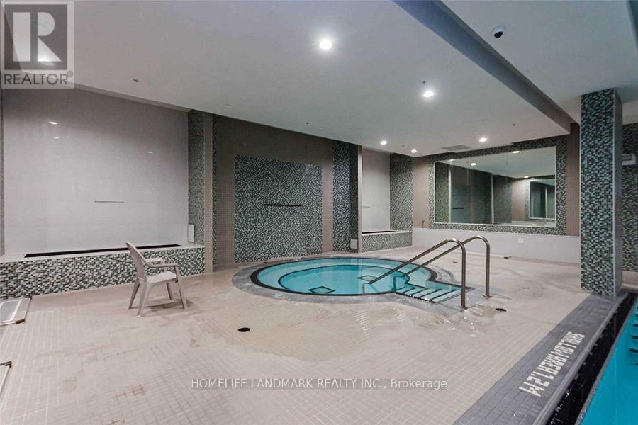 # 622 - 75 Norman Bethune Avenue E, Richmond Hill, Ontario  L4B 0B6 - Photo 26 - N12418285