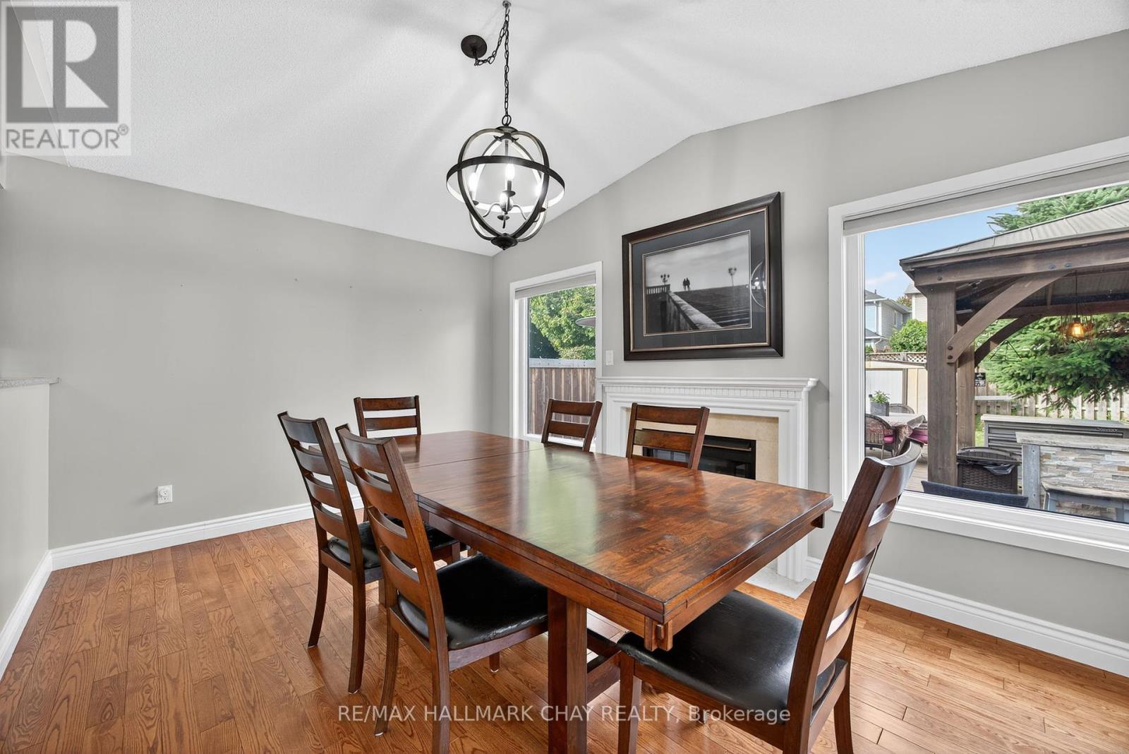 58 Mccurdy Drive, New Tecumseth, Ontario  L0G 1W0 - Photo 15 - N12418312