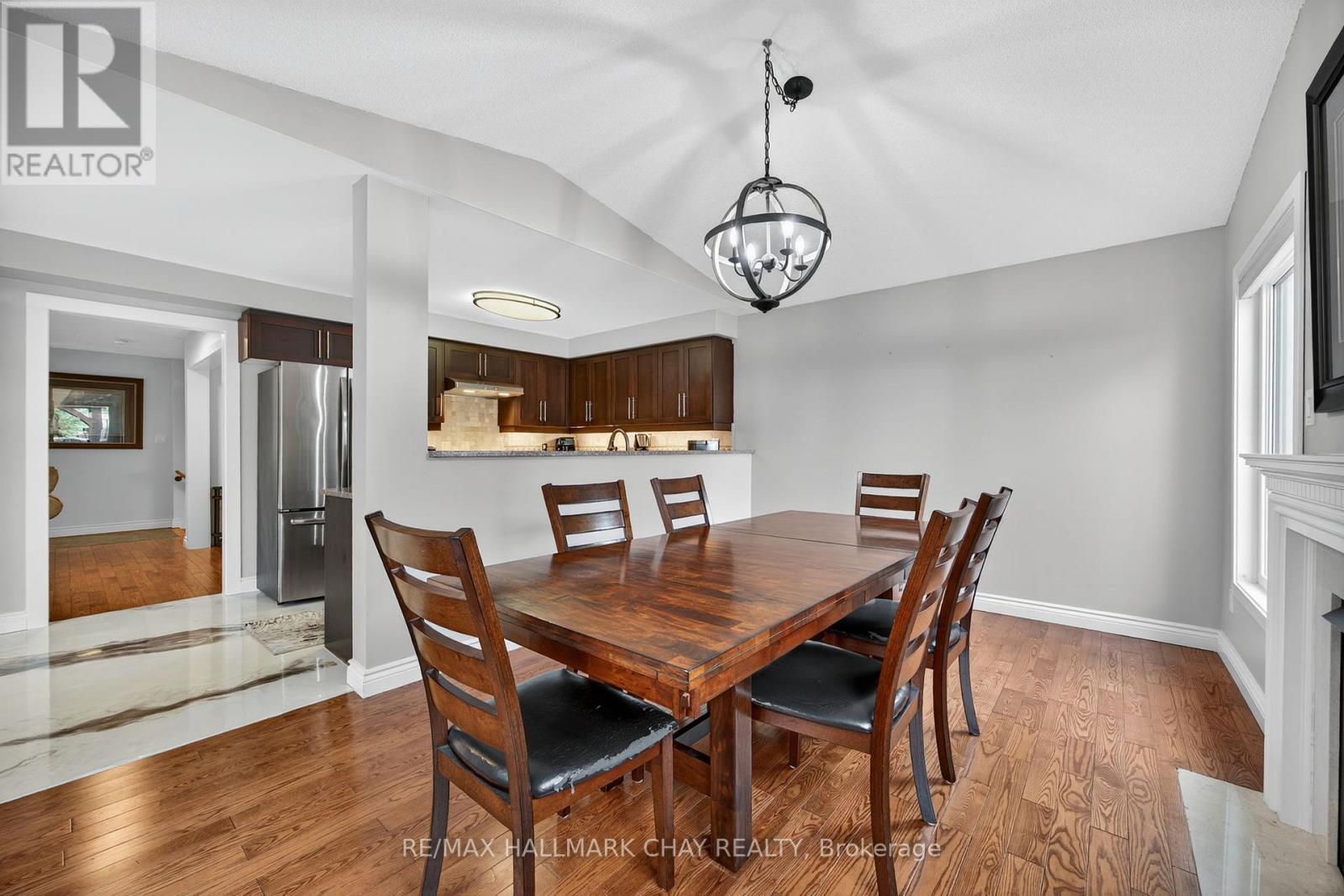 58 Mccurdy Drive, New Tecumseth, Ontario  L0G 1W0 - Photo 18 - N12418312