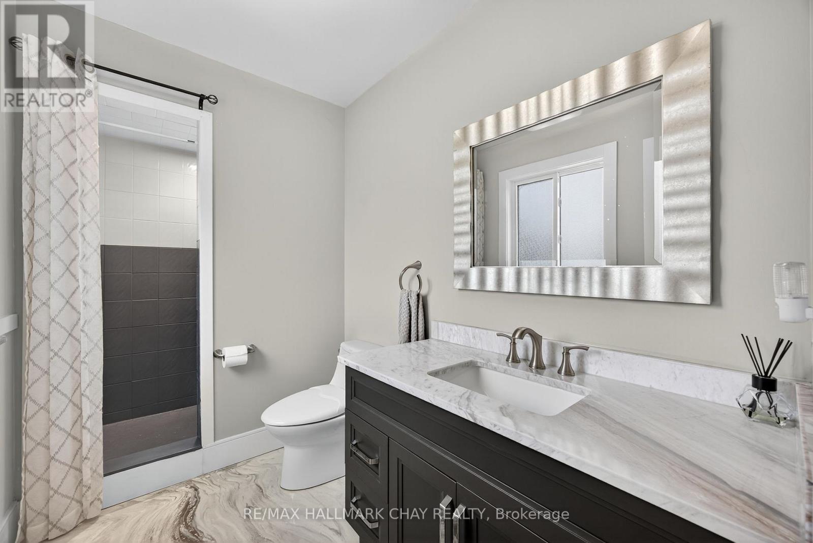 58 Mccurdy Drive, New Tecumseth, Ontario  L0G 1W0 - Photo 34 - N12418312