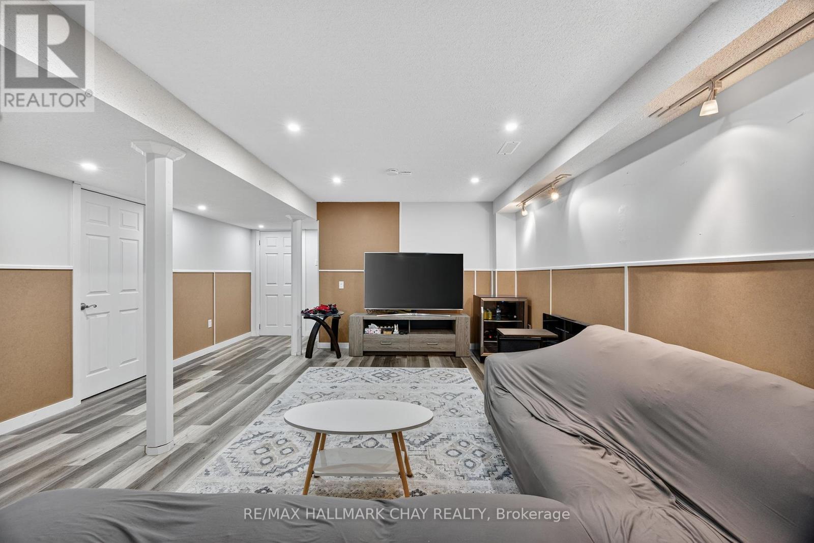 58 Mccurdy Drive, New Tecumseth, Ontario  L0G 1W0 - Photo 44 - N12418312
