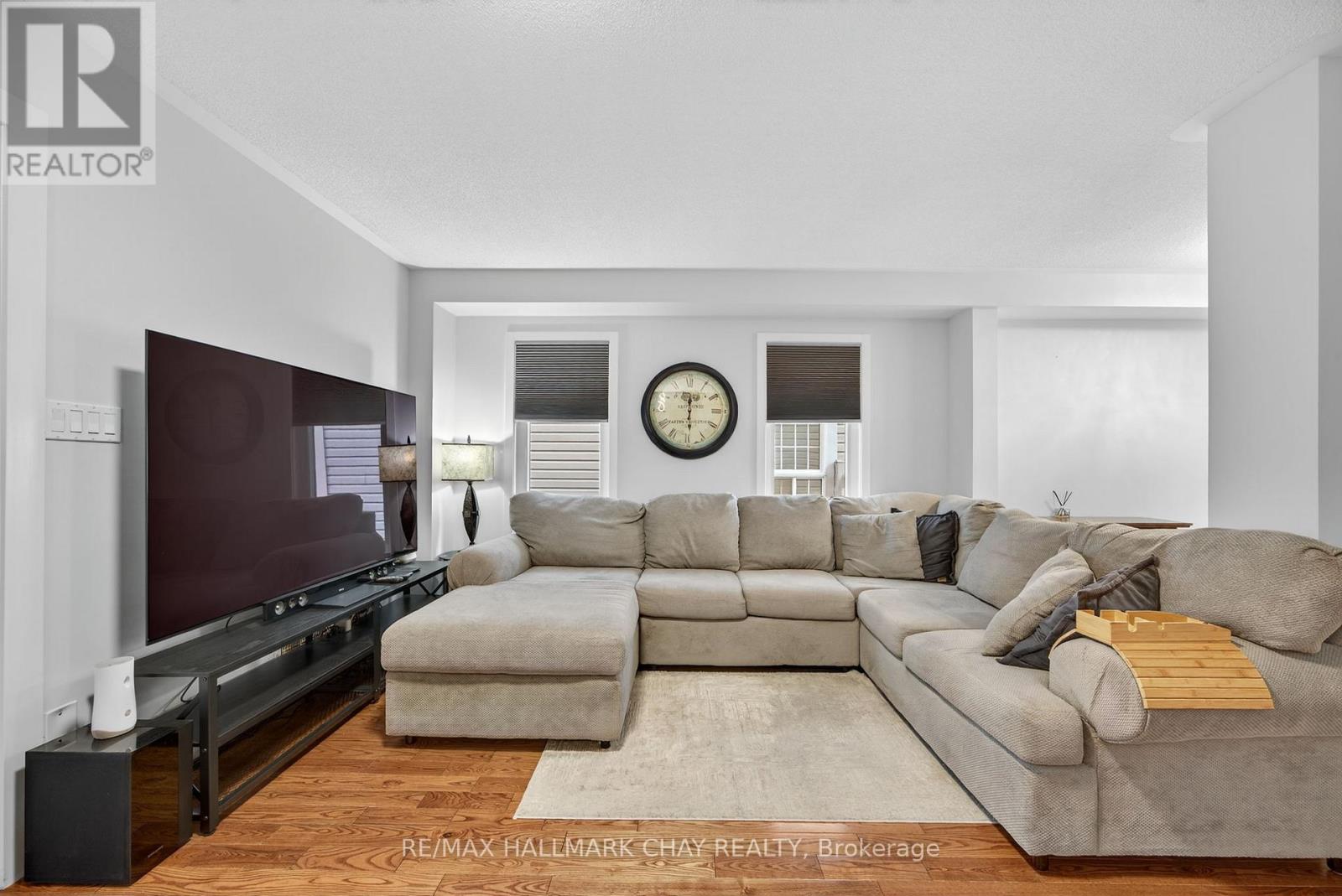 58 Mccurdy Drive, New Tecumseth, Ontario  L0G 1W0 - Photo 6 - N12418312