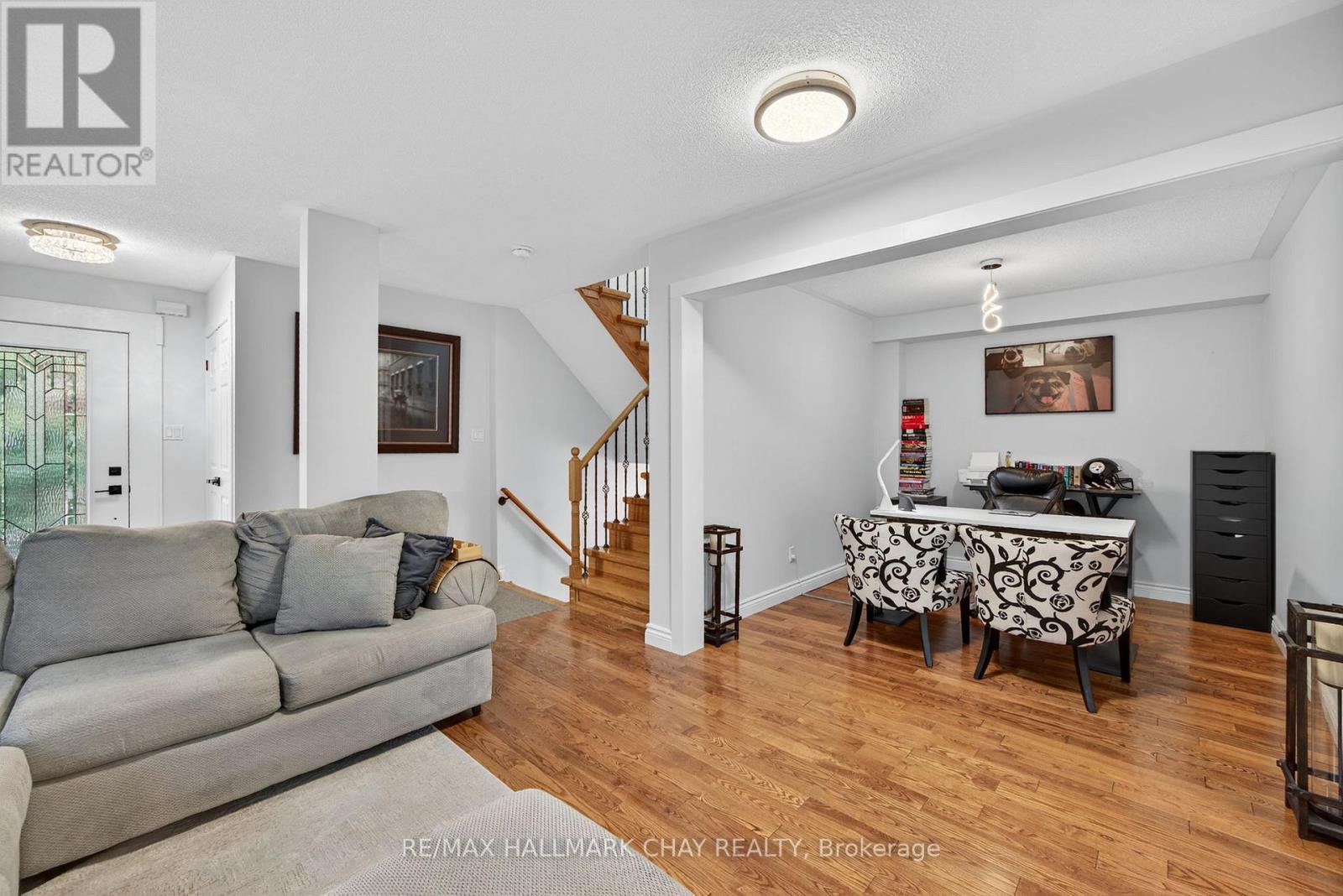 58 Mccurdy Drive, New Tecumseth, Ontario  L0G 1W0 - Photo 8 - N12418312