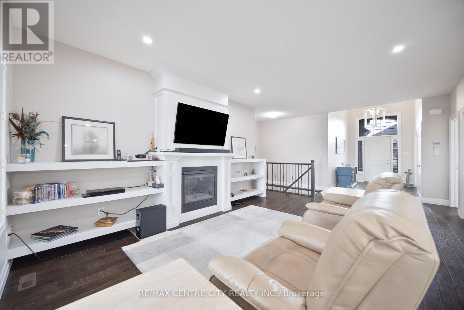 2800 Sheffield Place, London South, Ontario  N6M 0E5 - Photo 10 - X12418410