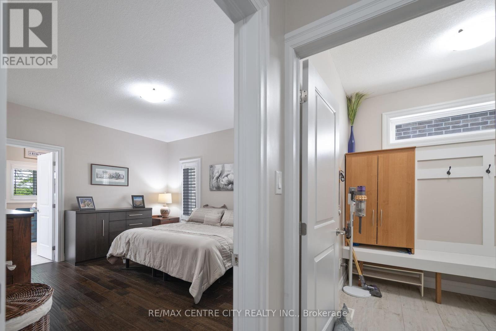 2800 Sheffield Place, London South, Ontario  N6M 0E5 - Photo 19 - X12418410