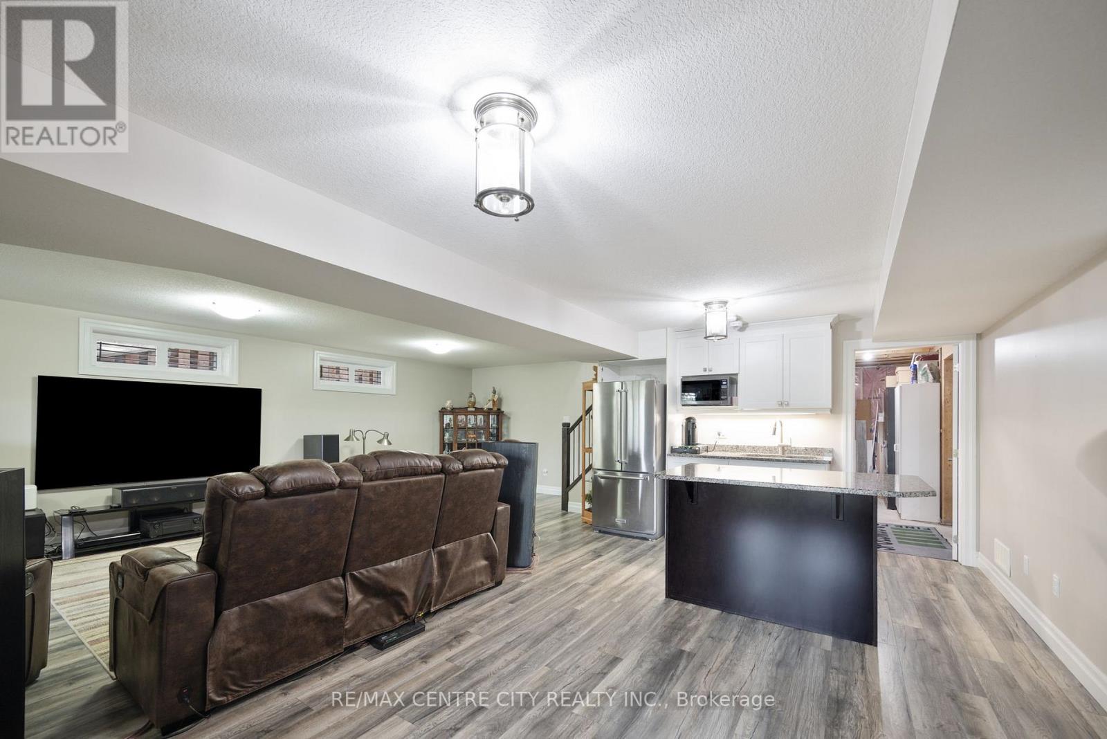 2800 Sheffield Place, London South, Ontario  N6M 0E5 - Photo 37 - X12418410