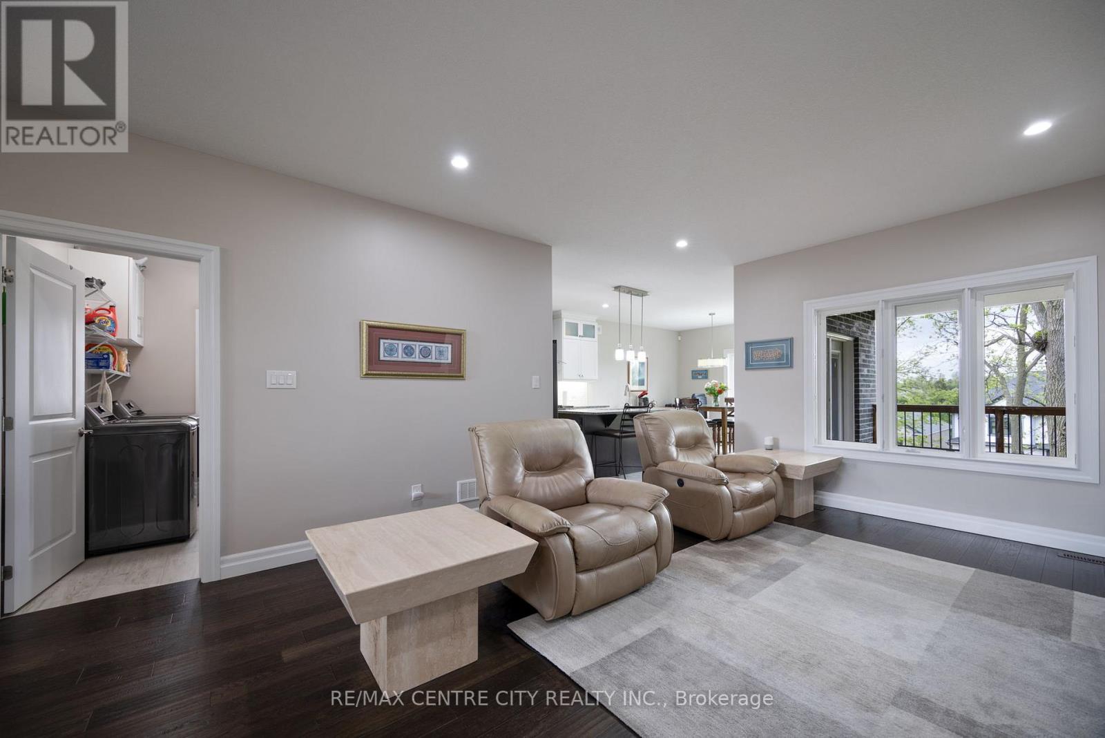 2800 Sheffield Place, London South, Ontario  N6M 0E5 - Photo 9 - X12418410