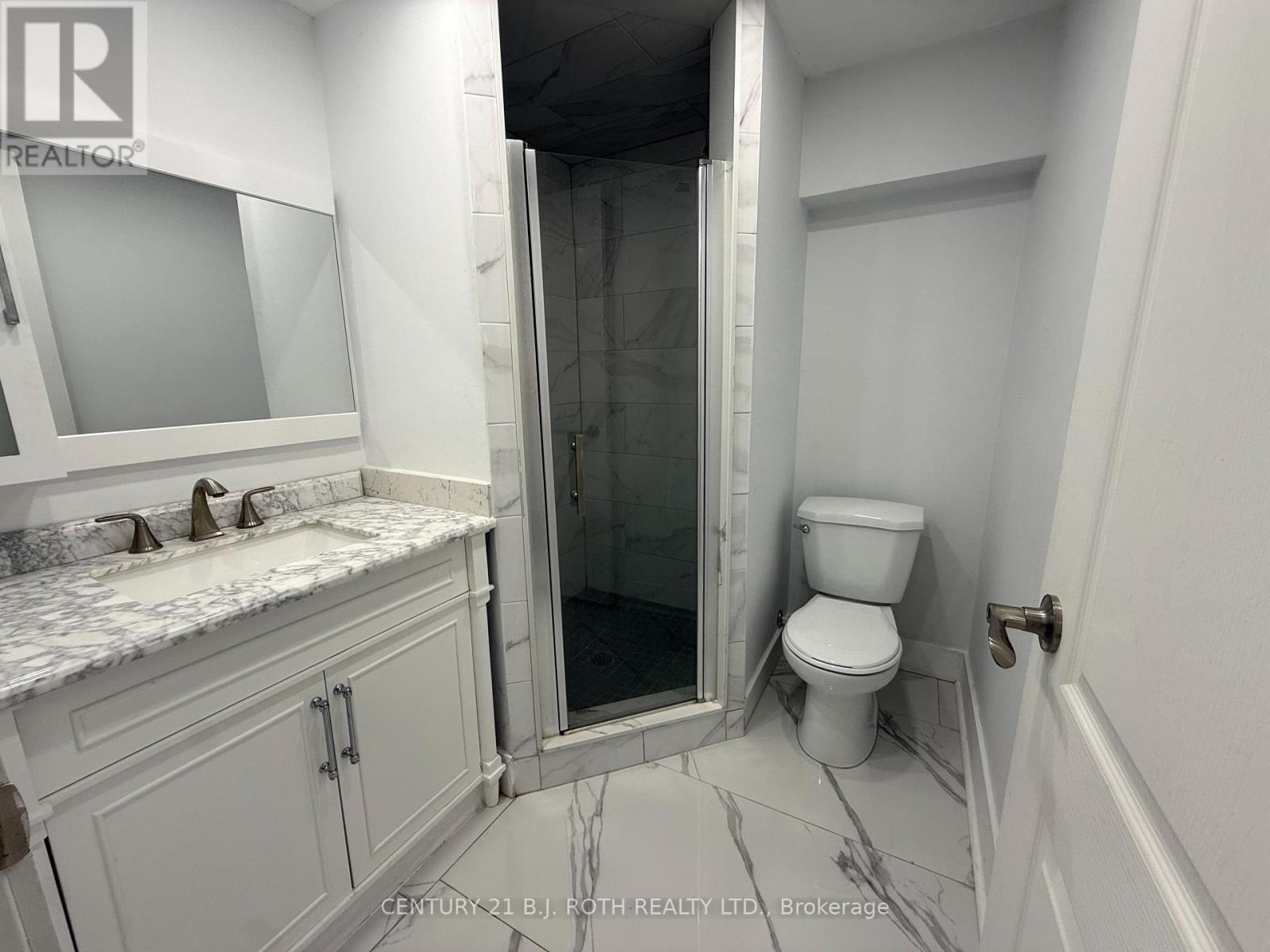 Upper 2 - 759 Essa Road, Barrie, Ontario  L4N 9G1 - Photo 9 - S12418205