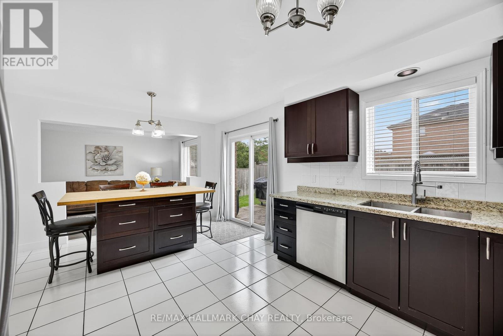 171 Brucker Road, Barrie, Ontario  L4N 8R8 - Photo 7 - S12418212