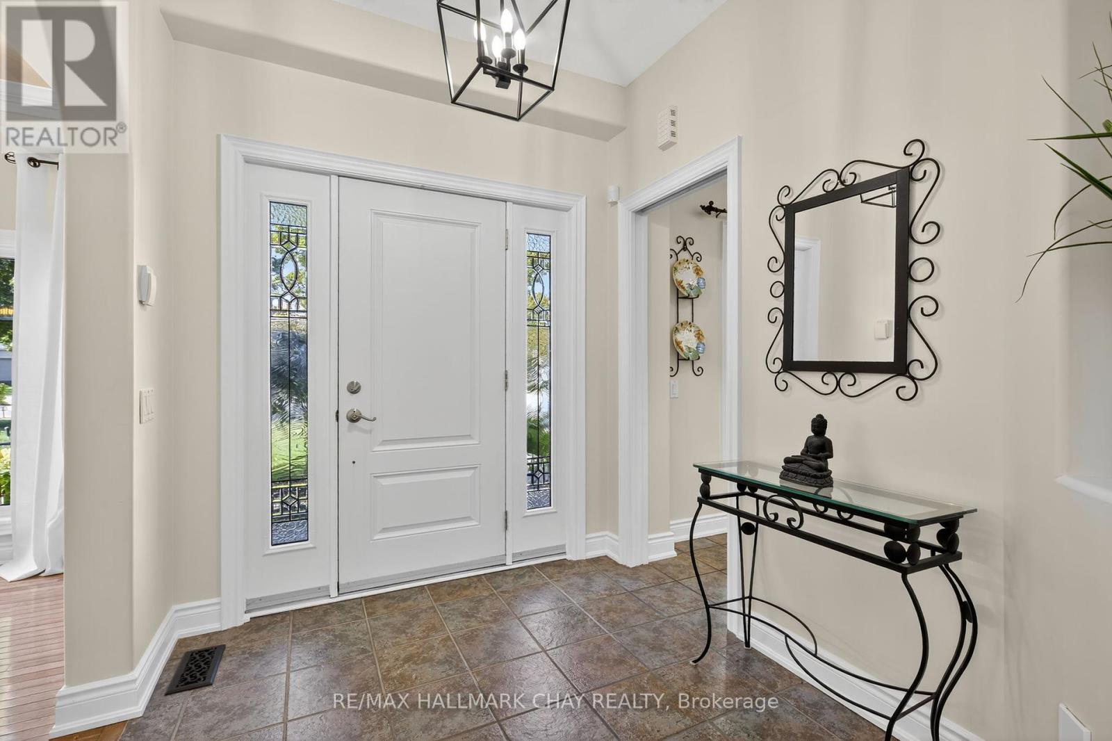Property at 7 PORCUPINE CIRCLE image 4