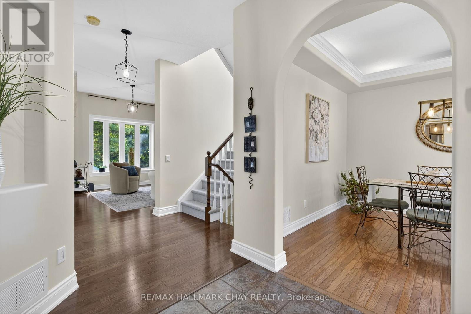 Property at 7 PORCUPINE CIRCLE image 5