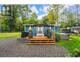 28 WOZNIAK ROAD, Penetanguishene, Ontario