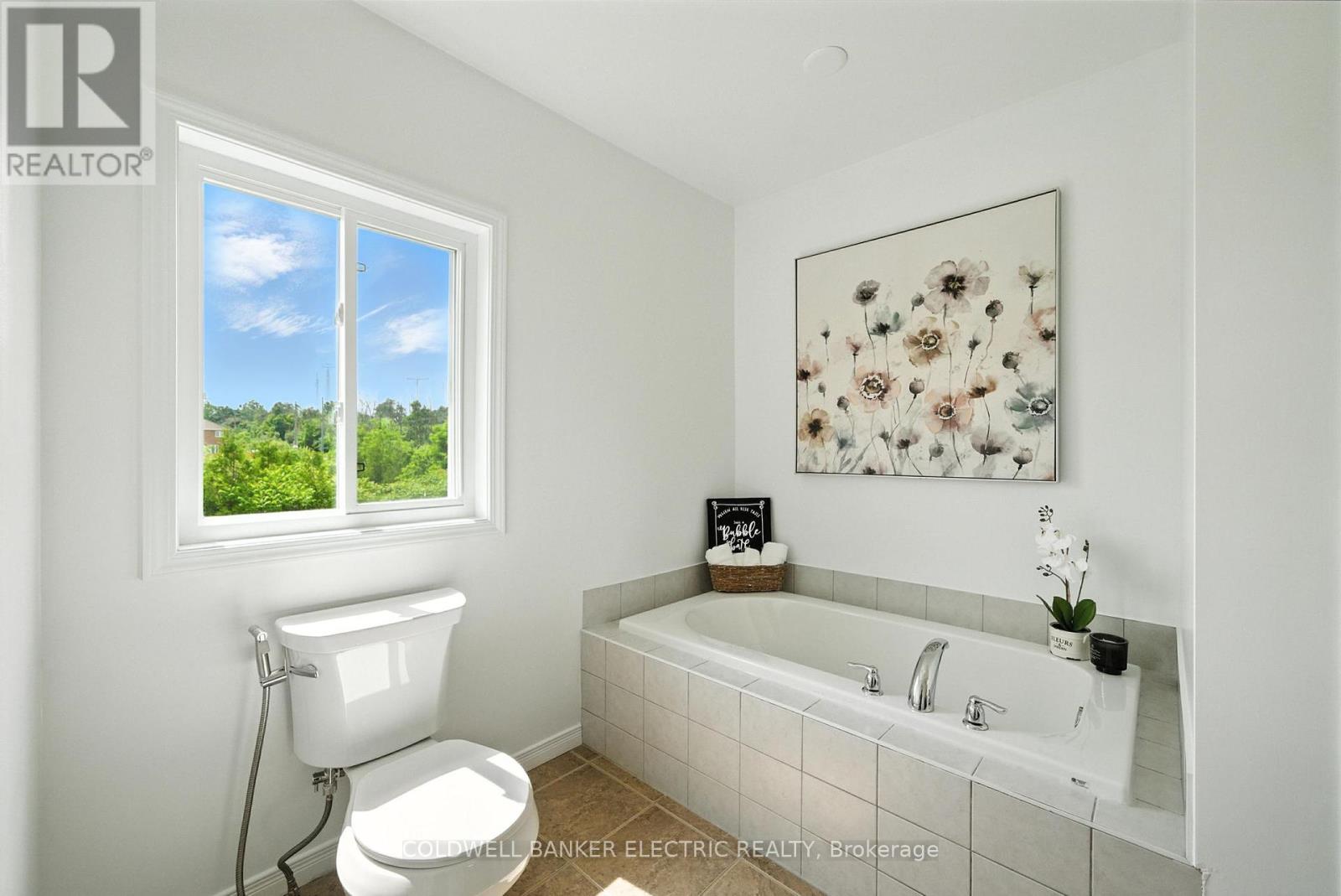 1651 Hetherington Drive, Peterborough, Ontario  K9L 0G6 - Photo 28 - X12418411