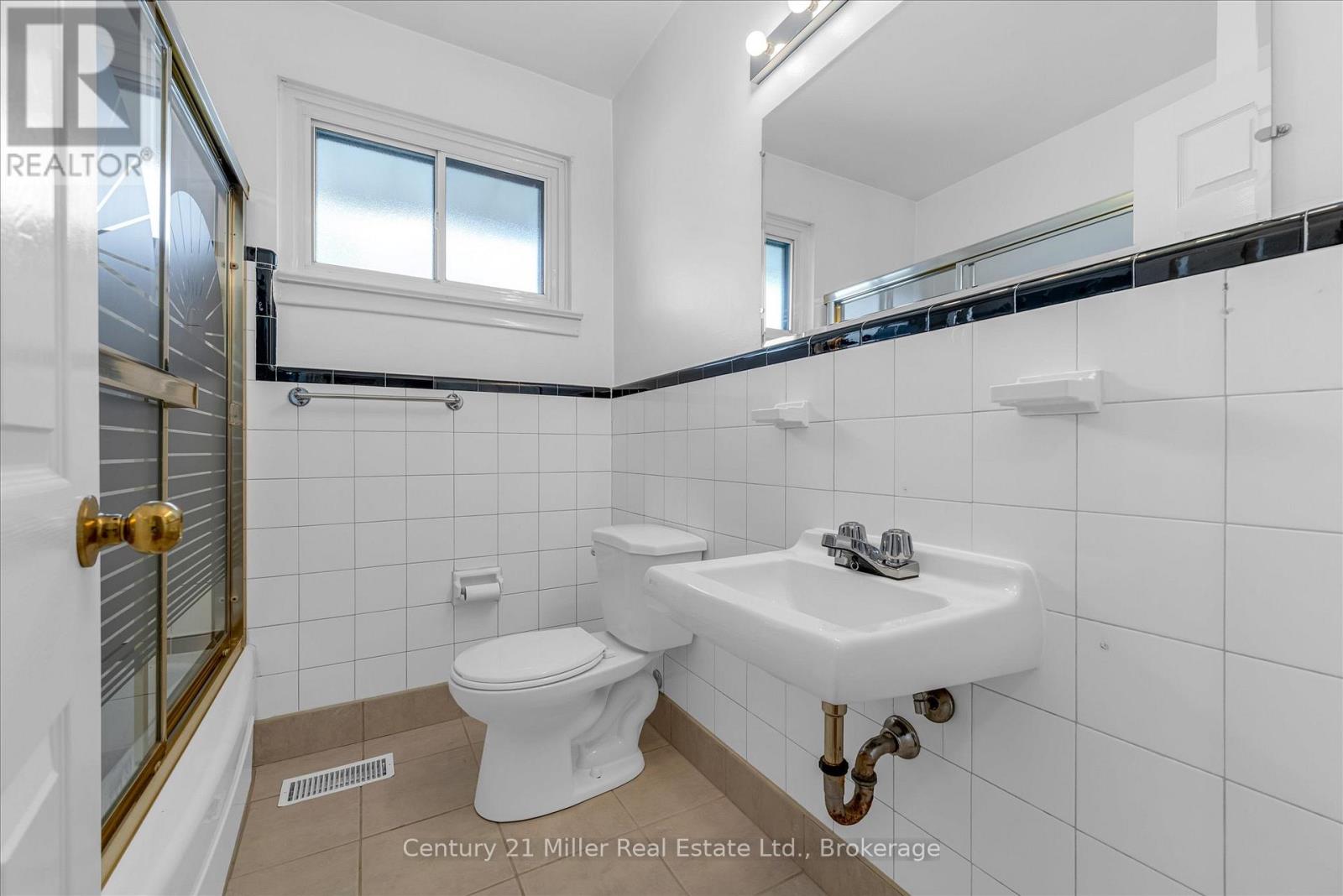 321 Southview Road, Oakville, Ontario  L6K 2P7 - Photo 18 - W12418358