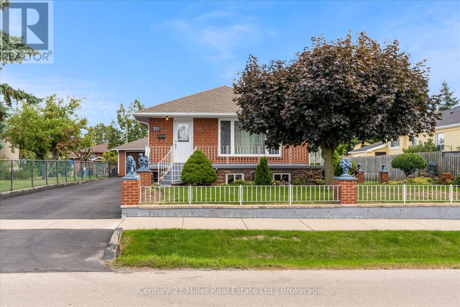 321 Southview Road, Oakville, Ontario  L6K 2P7 - Photo 2 - W12418358