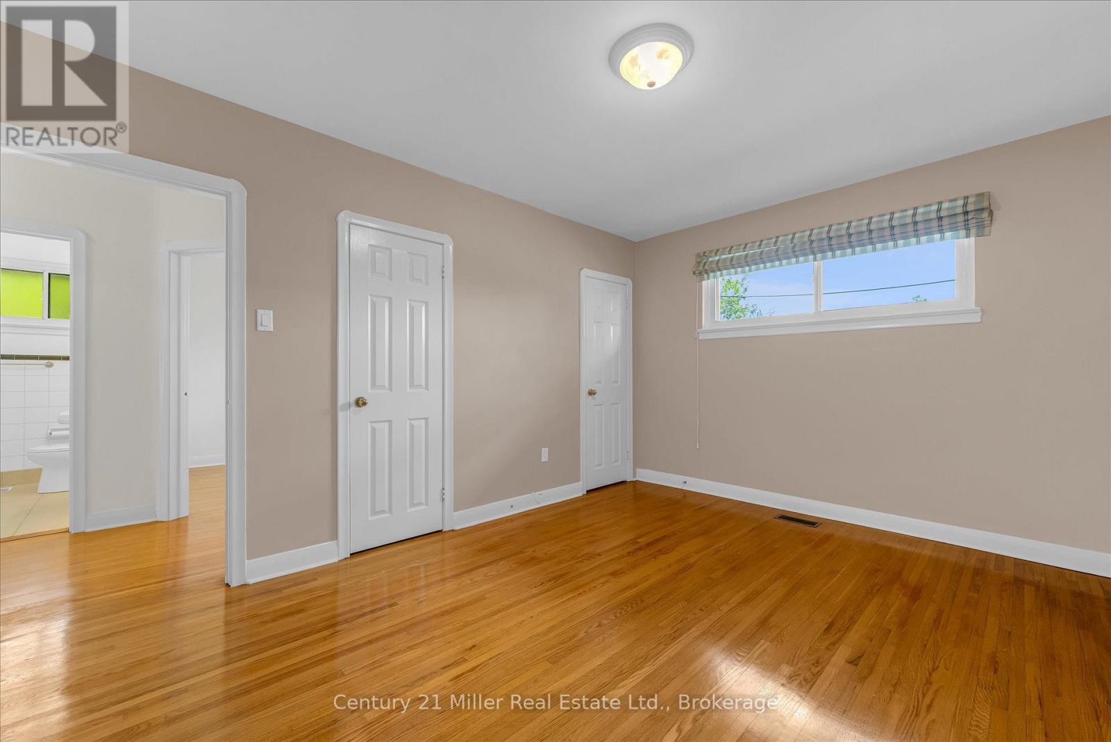 321 Southview Road, Oakville, Ontario  L6K 2P7 - Photo 22 - W12418358