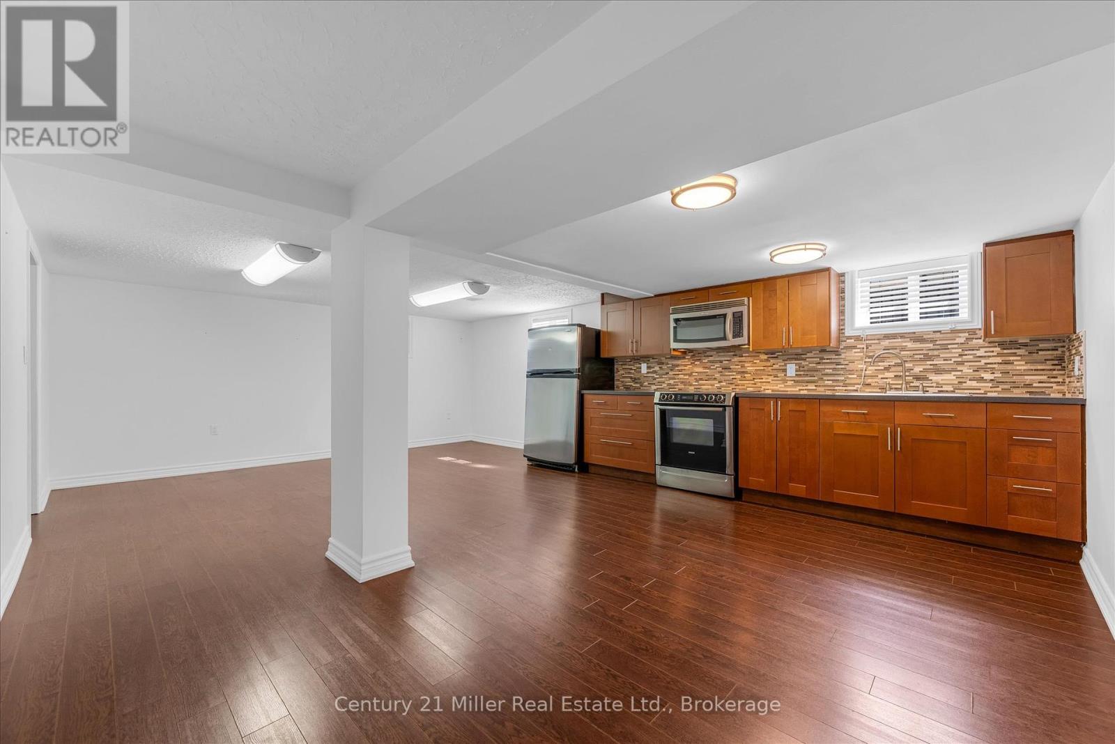 321 Southview Road, Oakville, Ontario  L6K 2P7 - Photo 30 - W12418358