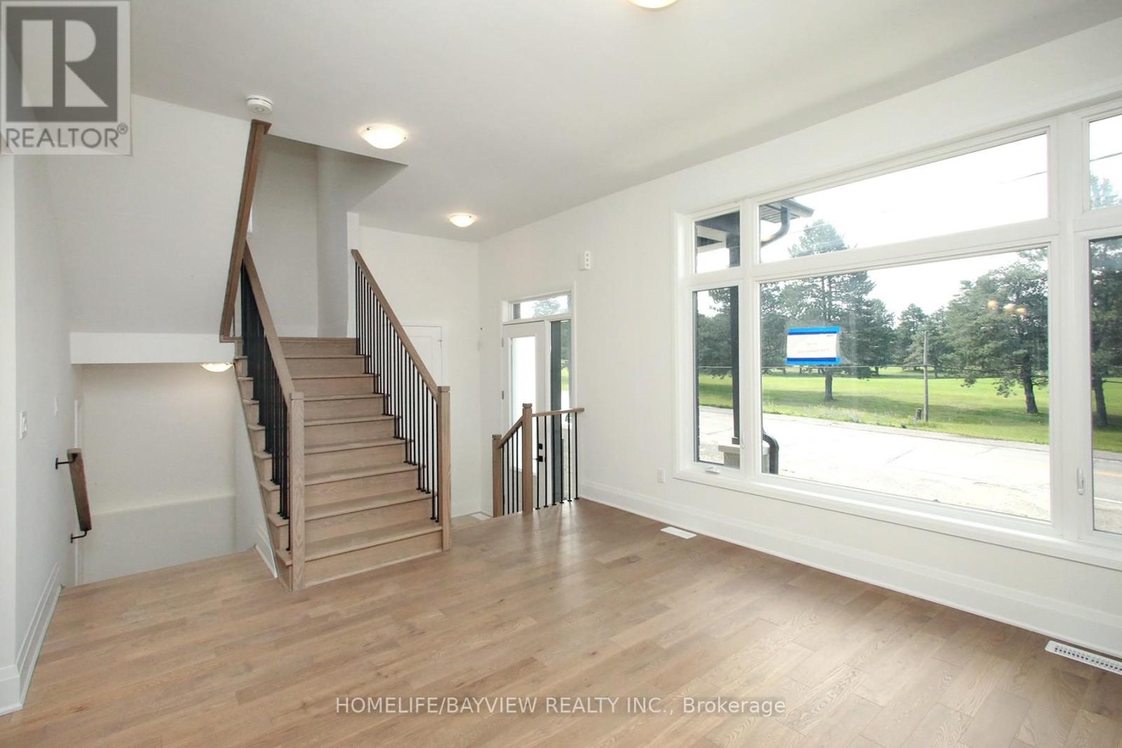 2 Vern Robertson Gate, Uxbridge, Ontario  L9P 0R9 - Photo 5 - N12418207