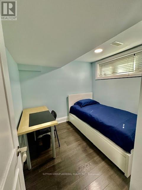Lower - 5 Wycliffe Crescent, Toronto, Ontario  M2K 1V5 - Photo 14 - C12402315