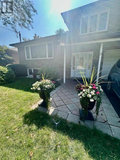 Lower - 5 Wycliffe Crescent, Toronto, Ontario  M2K 1V5 - Photo 17 - C12402315