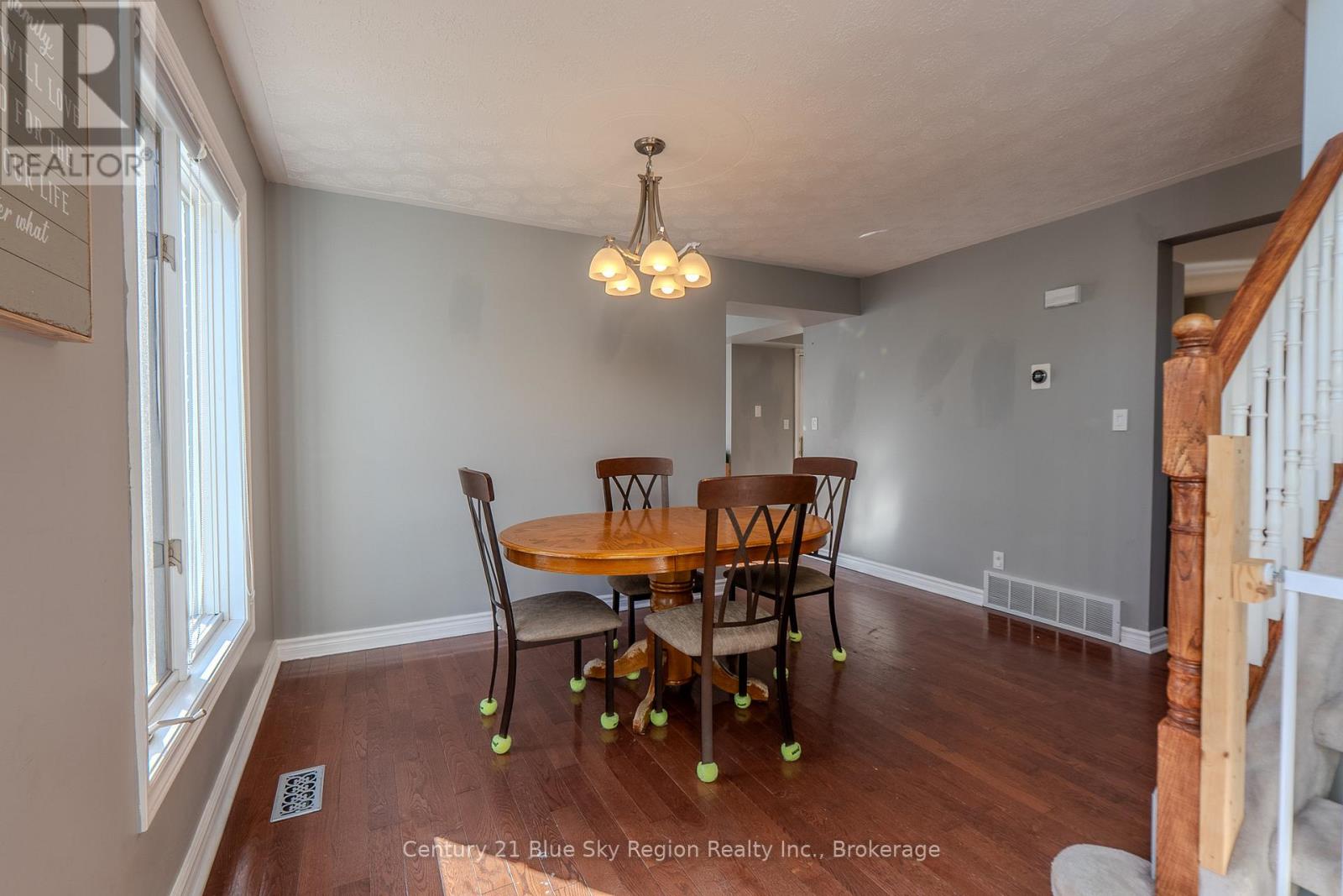 166 Cloverbrae Crescent, North Bay, Ontario  P1A 4J3 - Photo 12 - X12418341