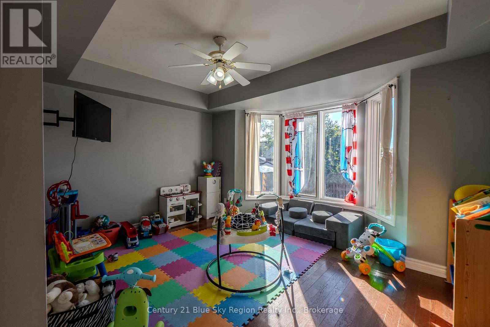 166 Cloverbrae Crescent, North Bay, Ontario  P1A 4J3 - Photo 14 - X12418341