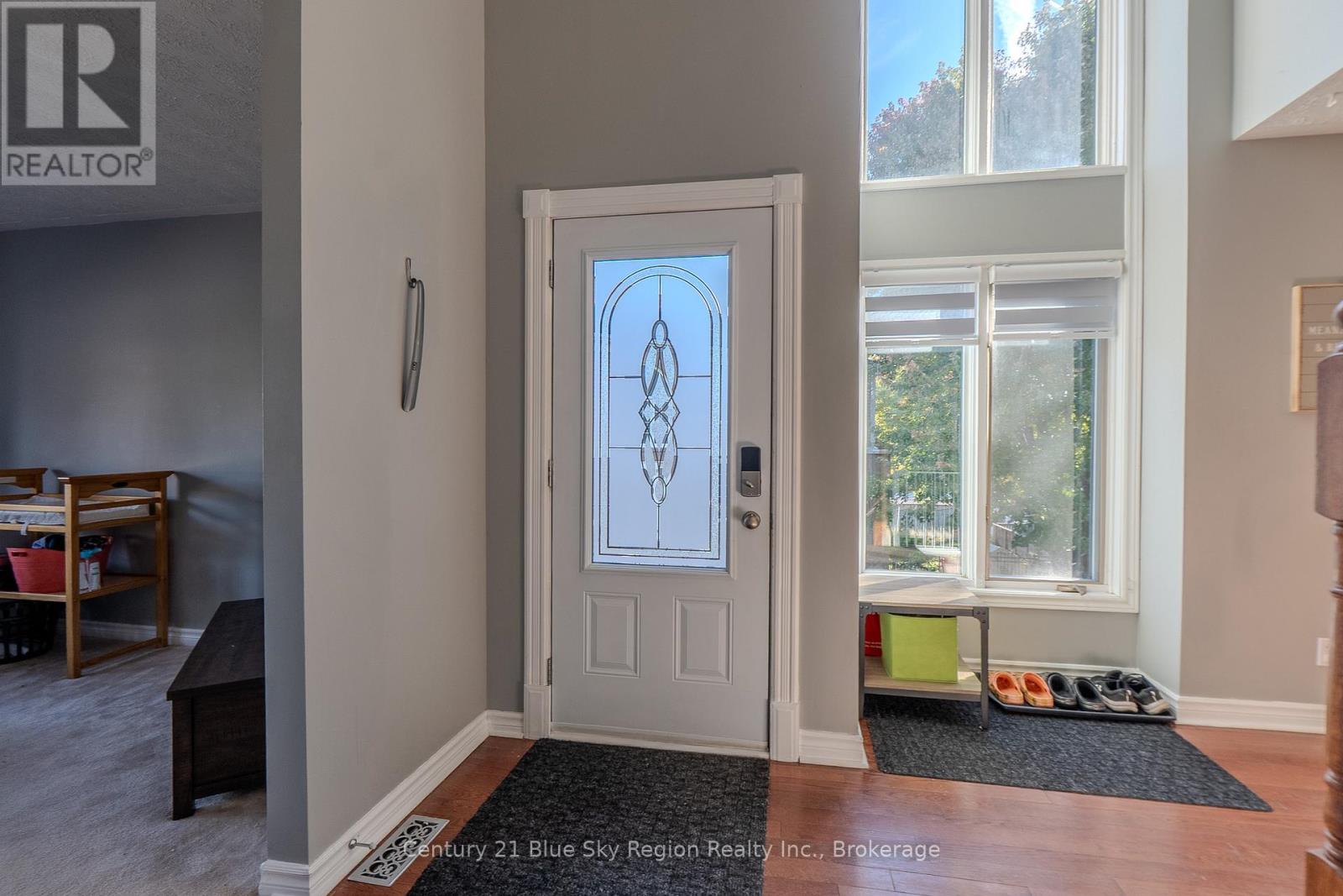 166 Cloverbrae Crescent, North Bay, Ontario  P1A 4J3 - Photo 3 - X12418341