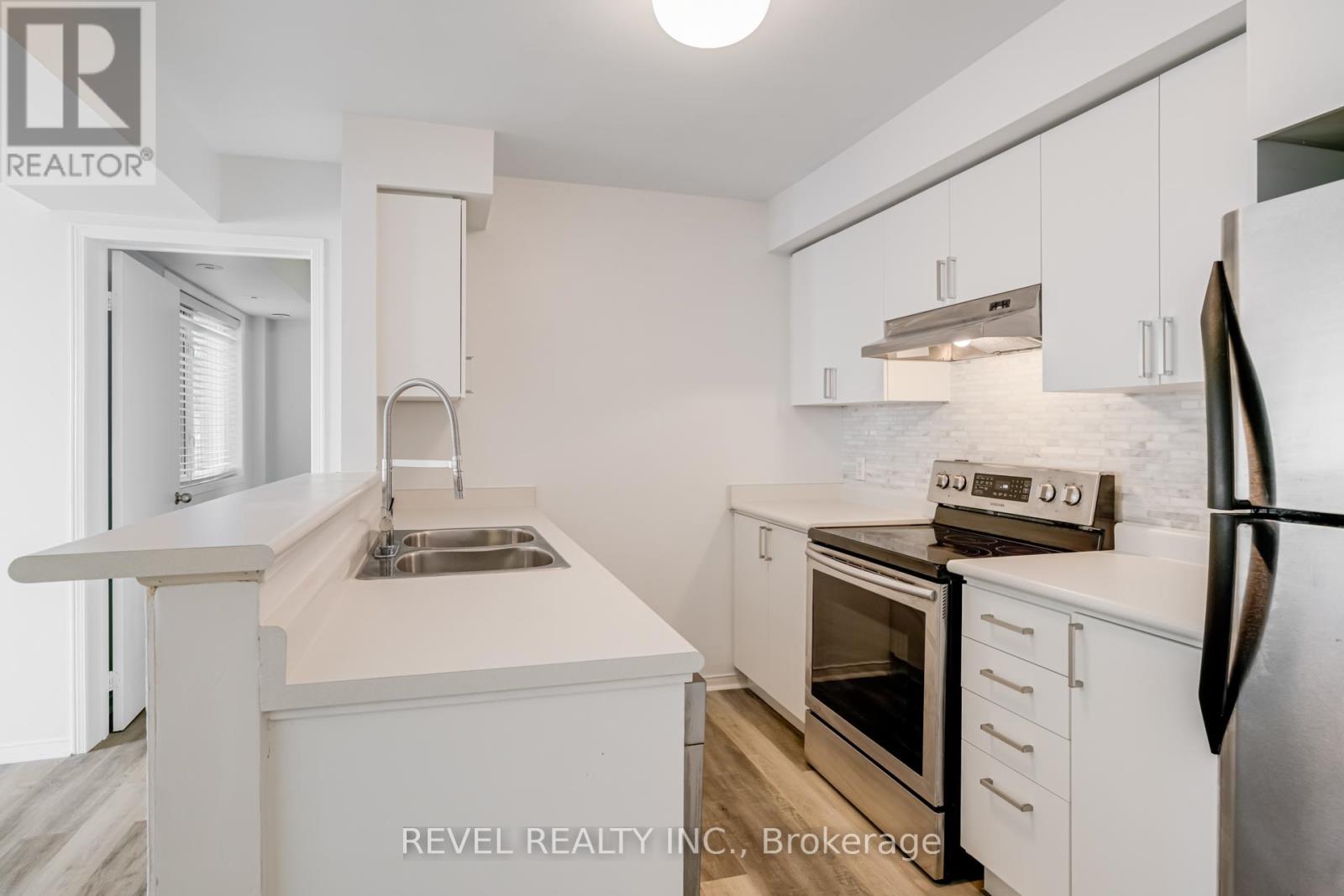 327 - 4975 Southampton Drive, Mississauga, Ontario  L5M 8C8 - Photo 13 - W12418169
