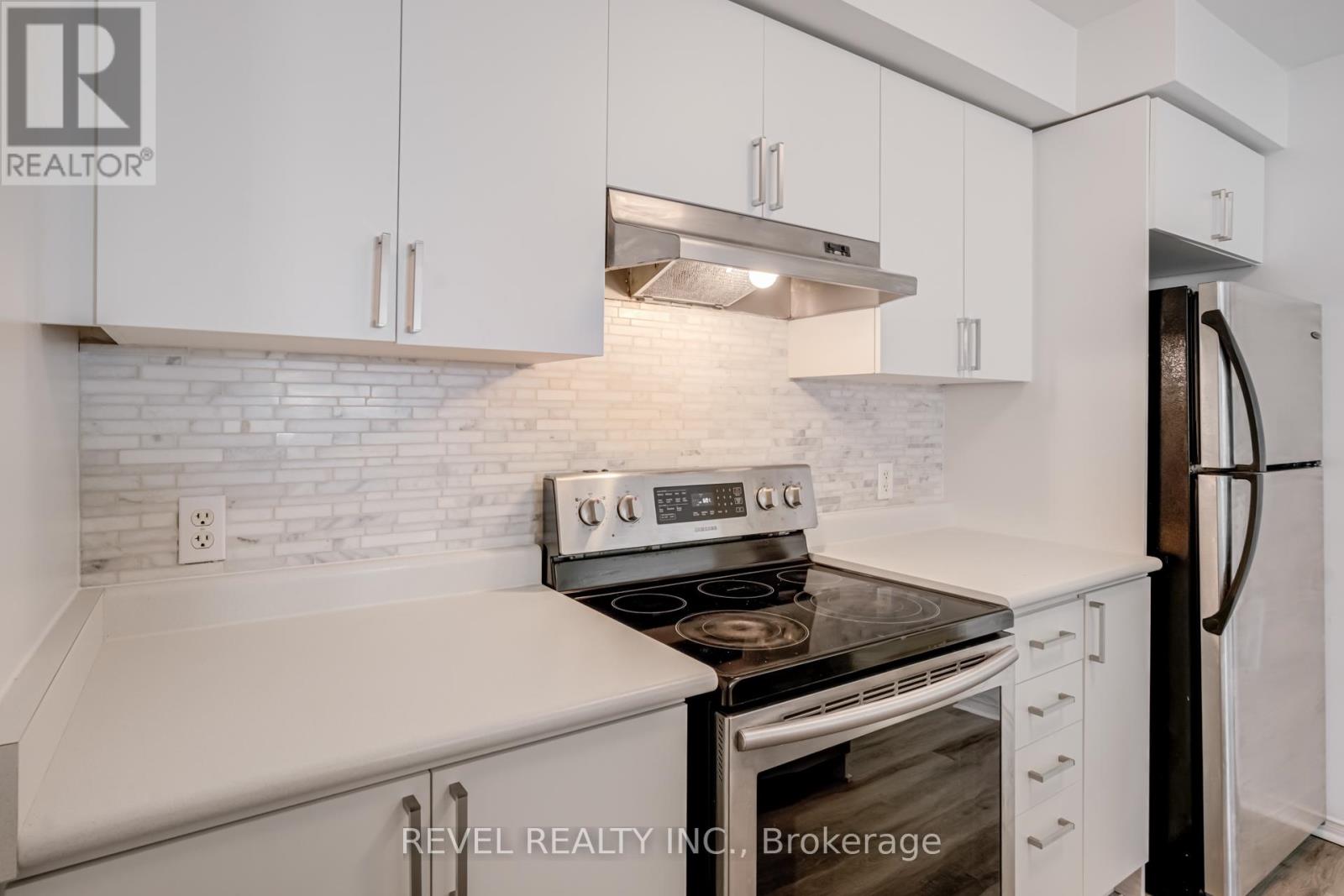 327 - 4975 Southampton Drive, Mississauga, Ontario  L5M 8C8 - Photo 14 - W12418169