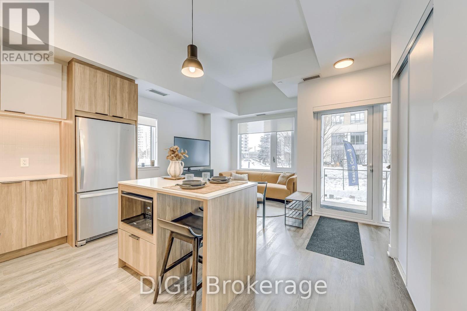 Th1 - 185 Enfield Place, Mississauga, Ontario  L5B 0R3 - Photo 1 - W12418220