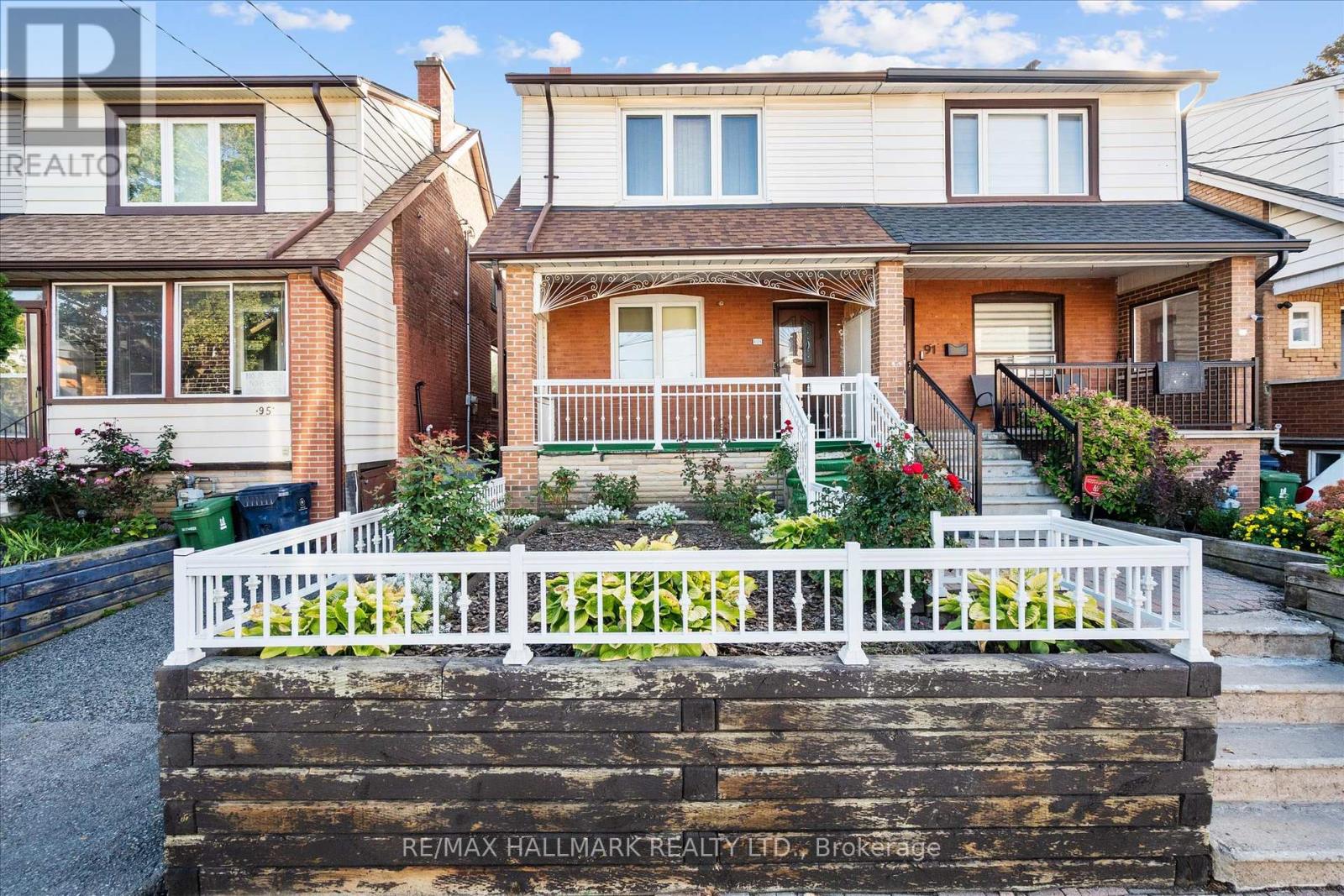 93 NAIRN AVENUE, Toronto, Ontario