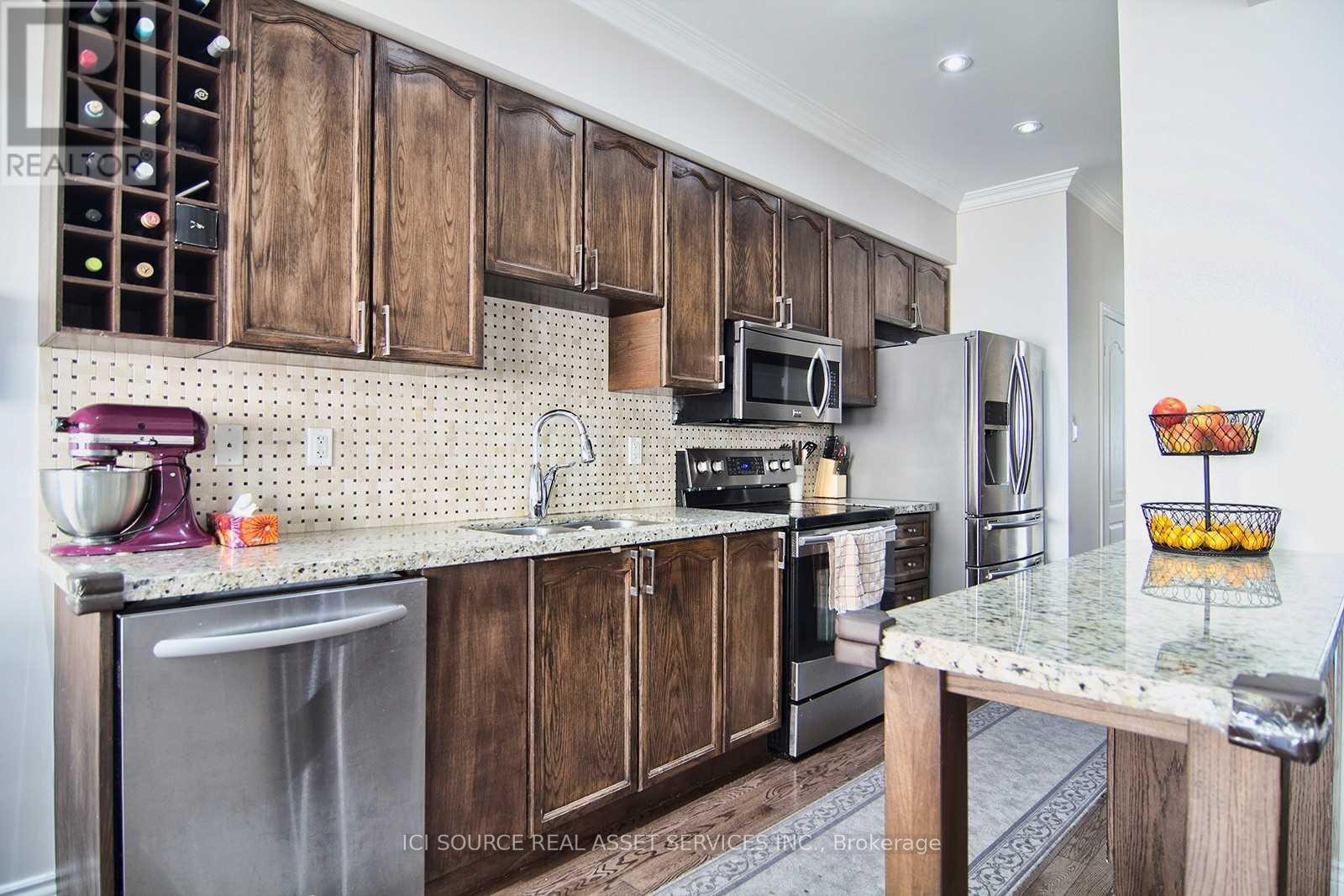 Upper - 5279 Springbok Crescent, Mississauga, Ontario  L4Z 3J9 - Photo 10 - W12418307