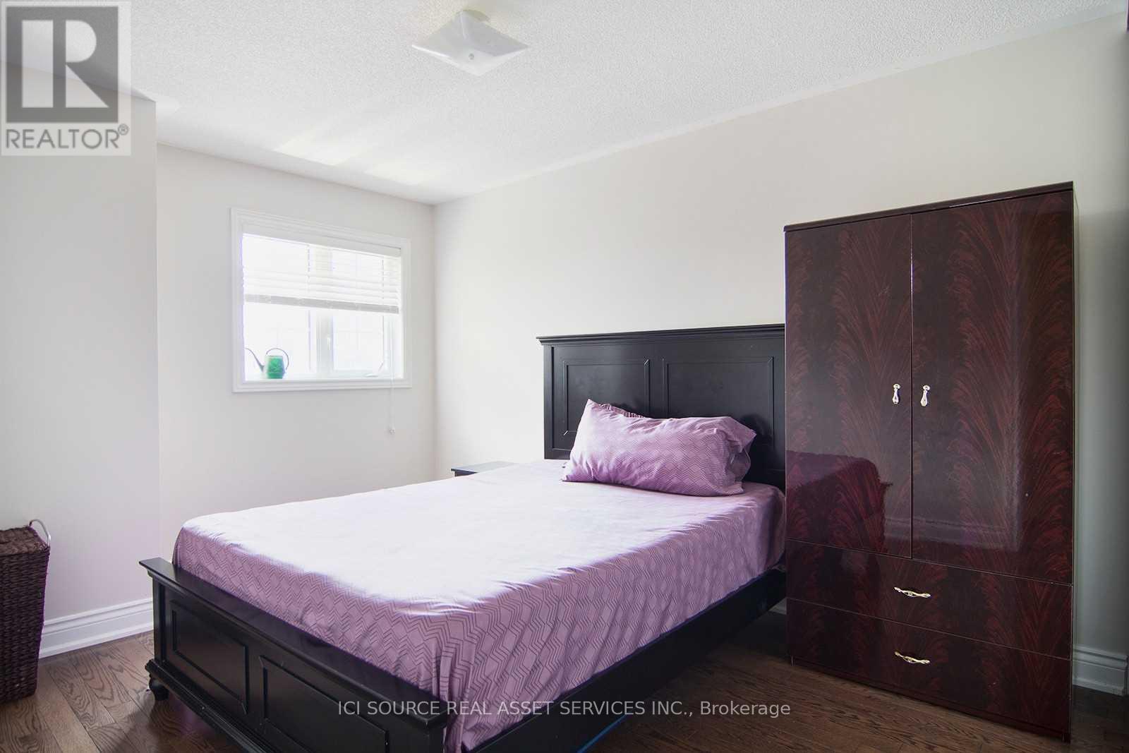 Upper - 5279 Springbok Crescent, Mississauga, Ontario  L4Z 3J9 - Photo 14 - W12418307