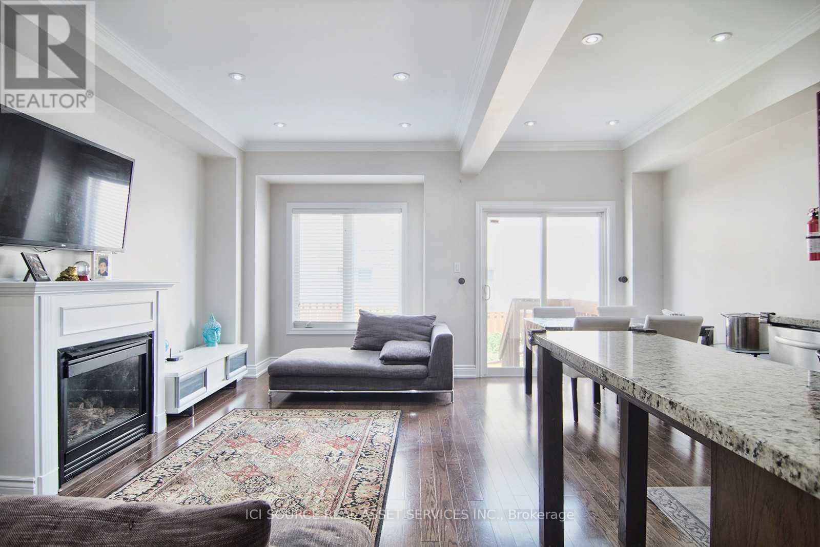 Upper - 5279 Springbok Crescent, Mississauga, Ontario  L4Z 3J9 - Photo 7 - W12418307