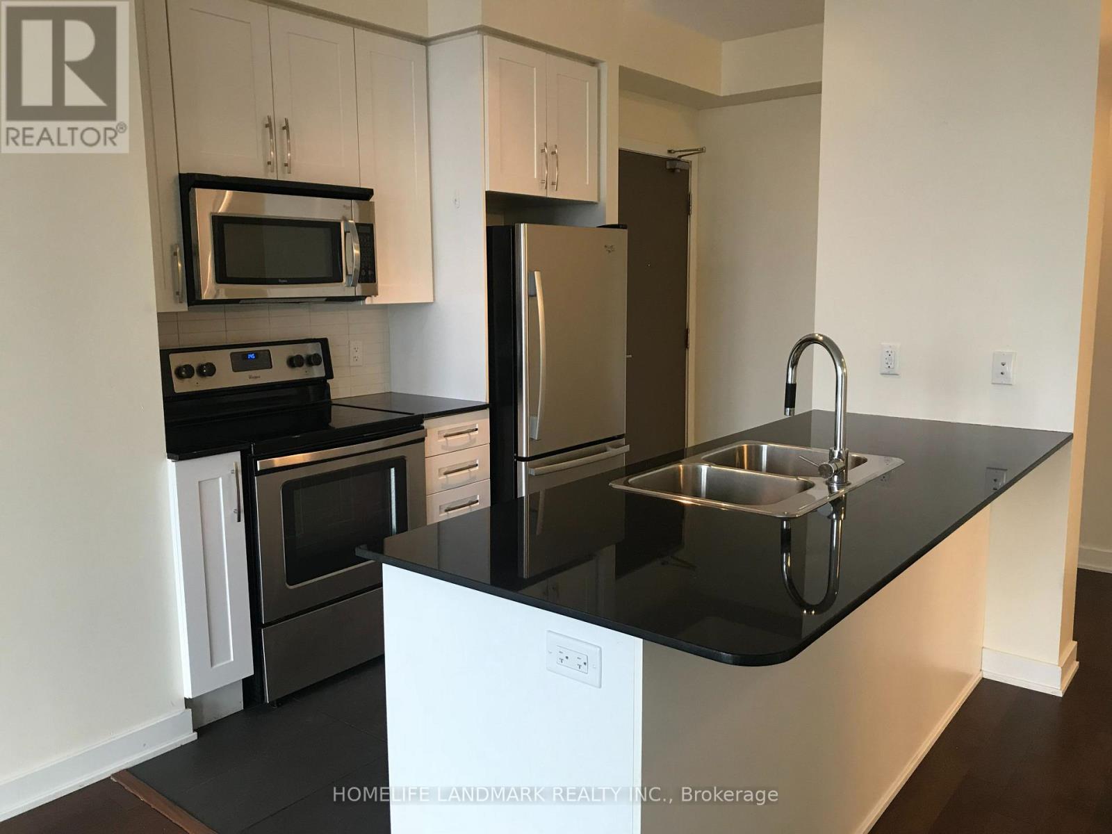2901 - 4065 Brickstone Mews, Mississauga, Ontario  L5B 0G3 - Photo 2 - W12418313