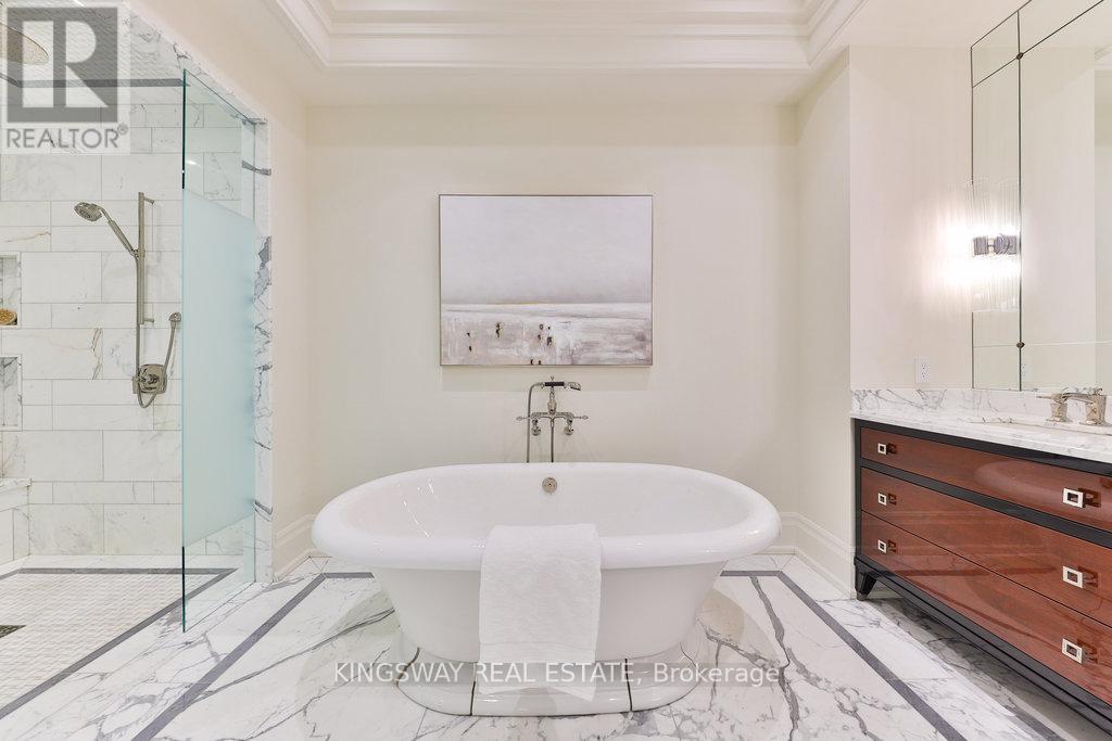 203 - 300 Randall Street, Oakville, Ontario  L6J 1R1 - Photo 29 - W12418332