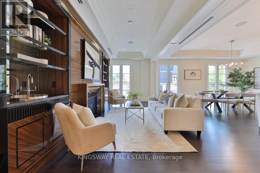 203 - 300 Randall Street, Oakville, Ontario  L6J 1R1 - Photo 6 - W12418332